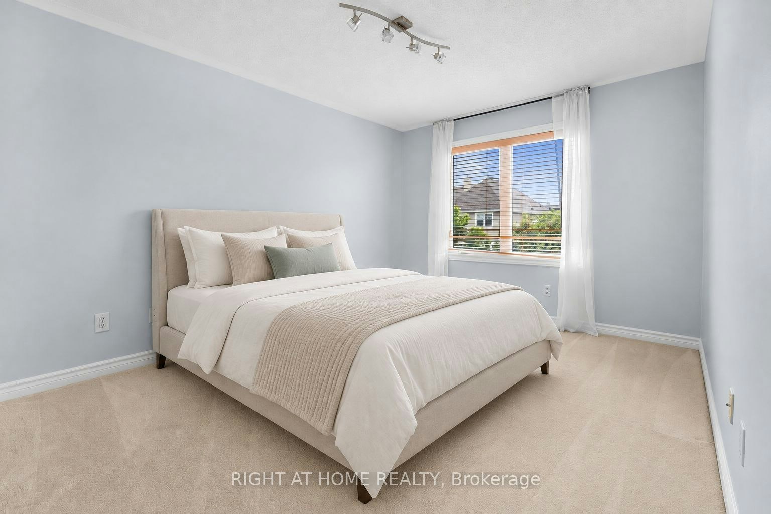 514 Cherokee Way, Ottawa, ON, K2S 0H5 - 14