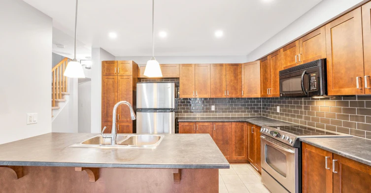 514 Cherokee Way, Ottawa, ON, K2S 0H5 - 7
