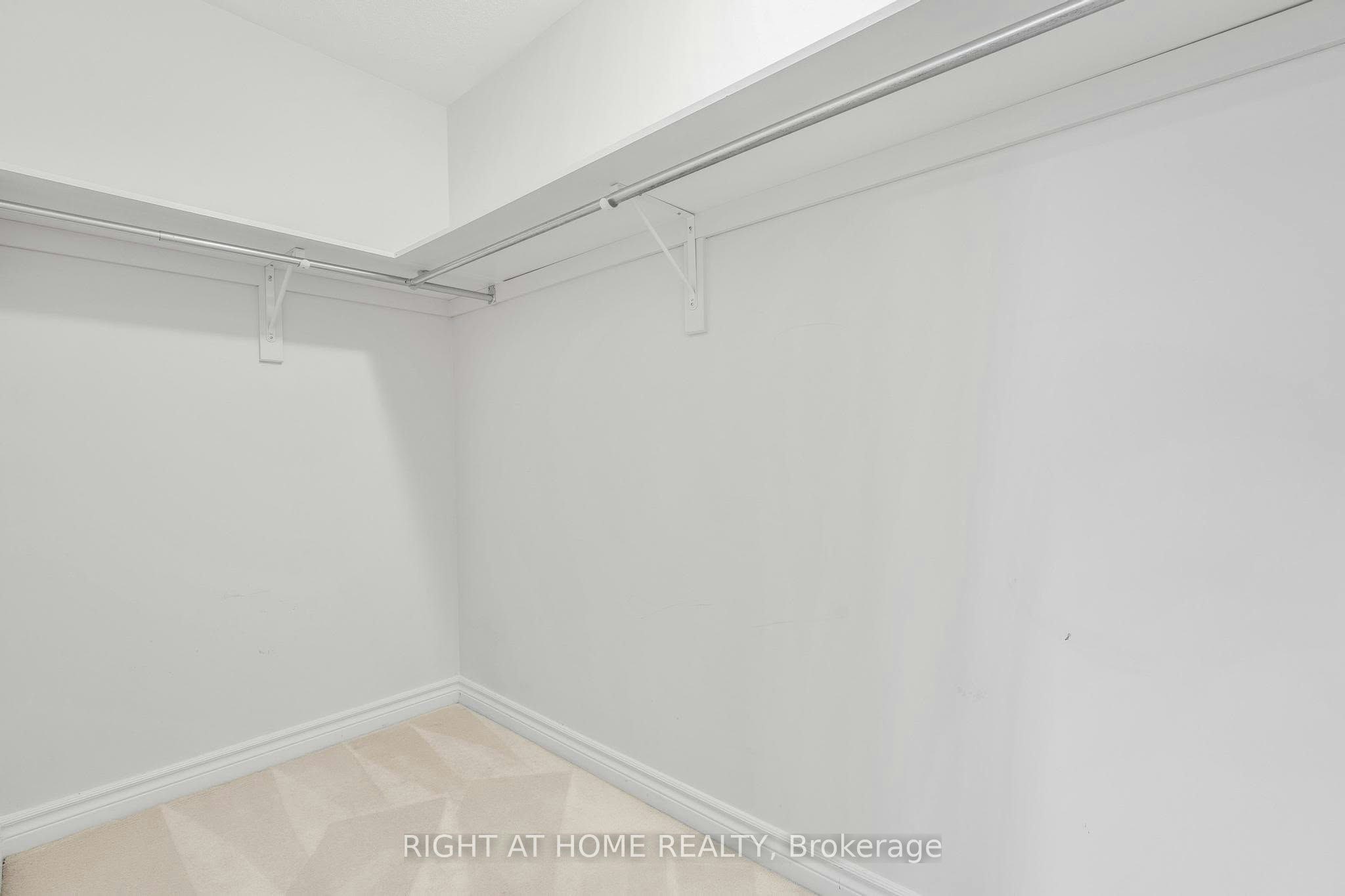 514 Cherokee Way, Ottawa, ON, K2S 0H5 - 11