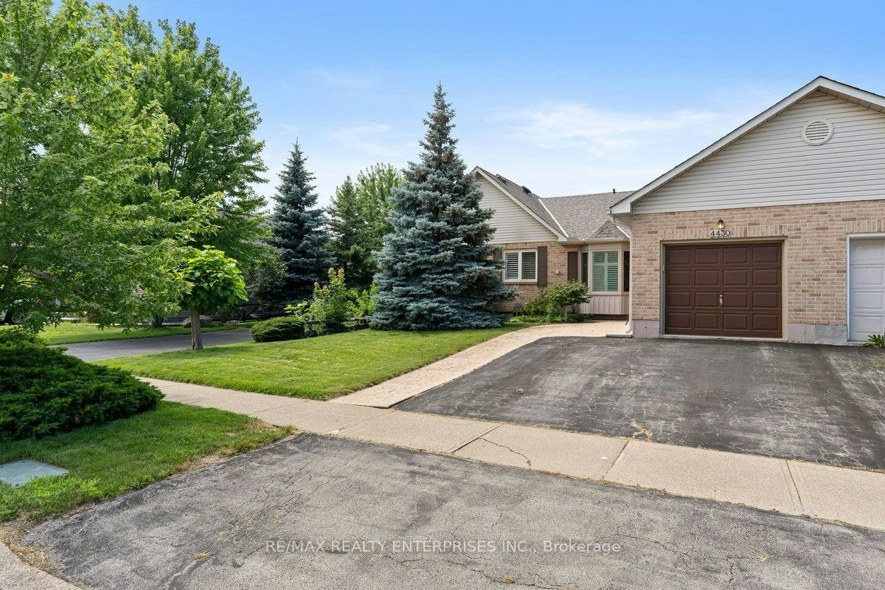 4430 Michael Avenue, Lincoln, ON, L3J 0E1