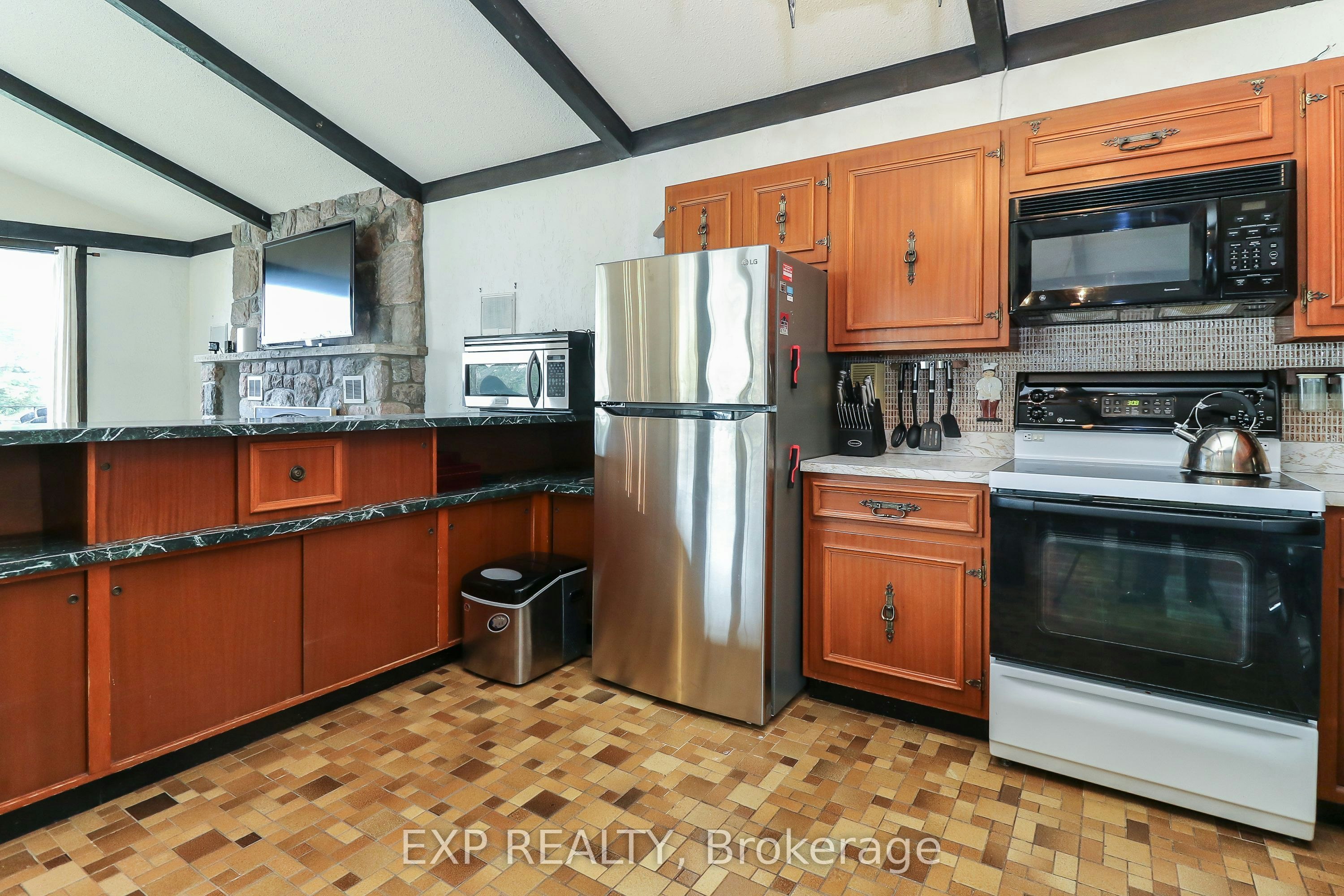 104 Kinsey Place, Blue Mountains, ON, L9Y 0R4 - 28