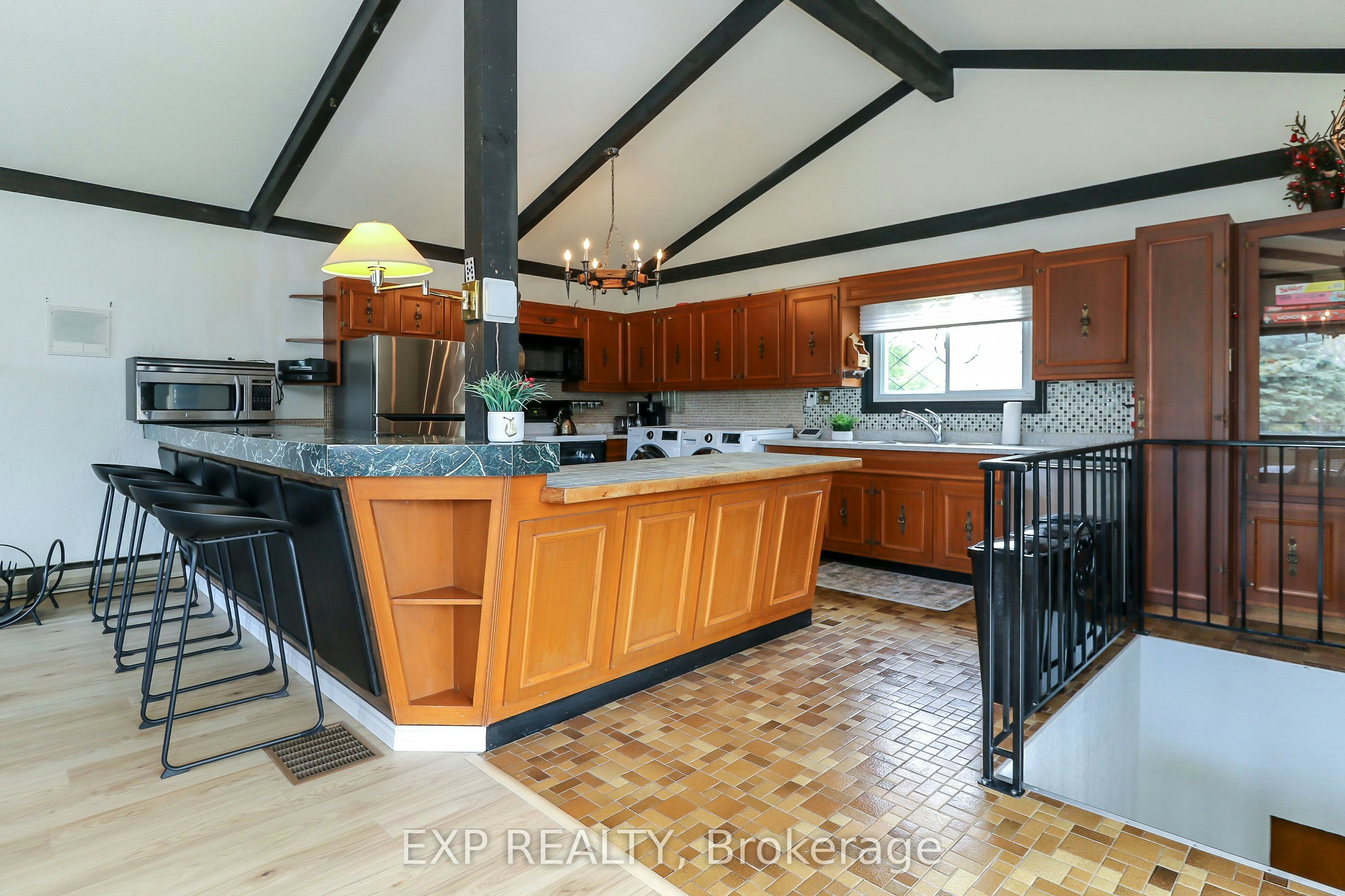 104 Kinsey Place, Blue Mountains, ON, L9Y 0R4 - 26
