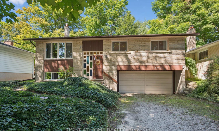 200 Cedarbrae Avenue