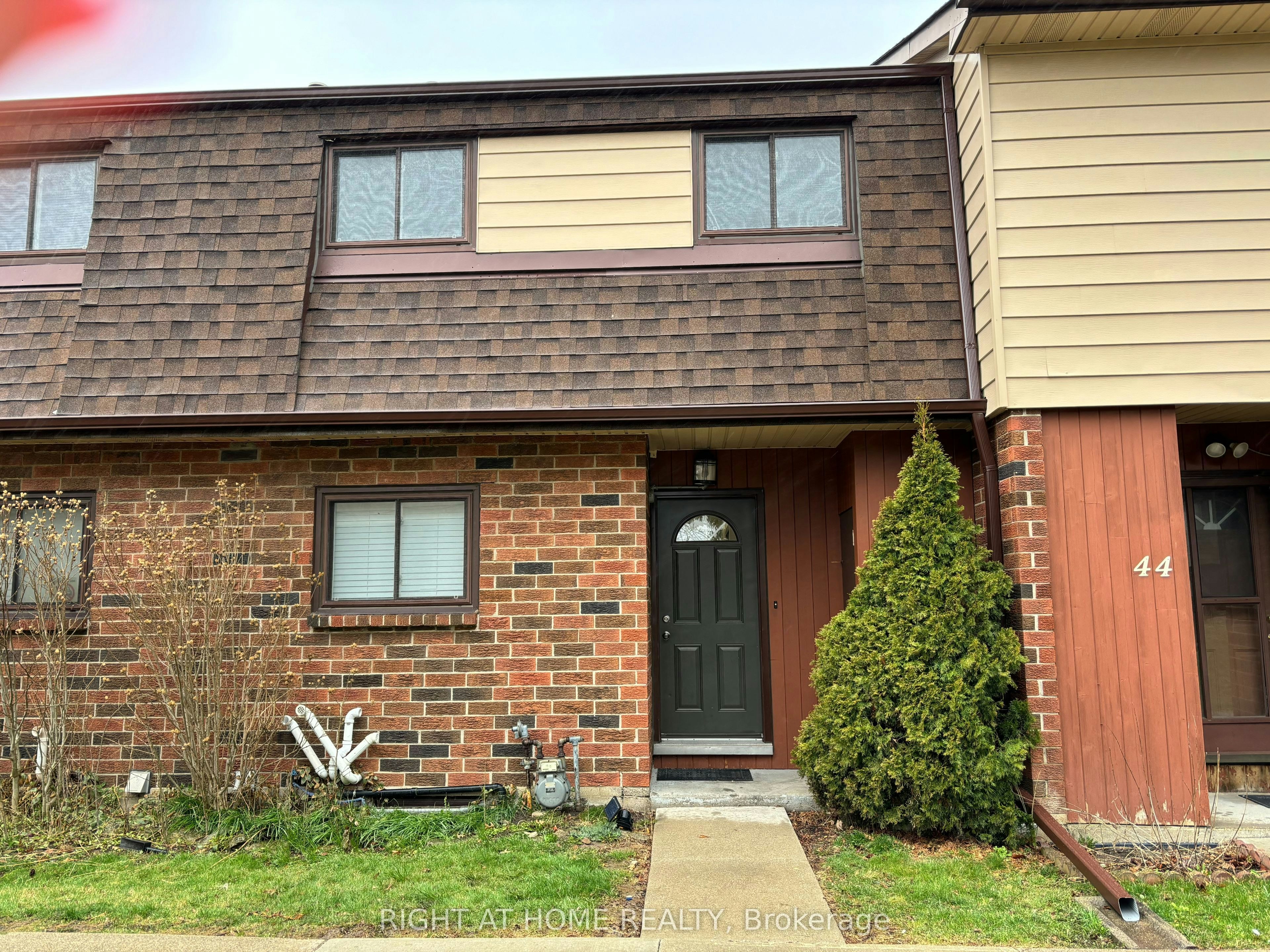 45-25 Garrow Drive, Hamilton, ON, L9C 2X2