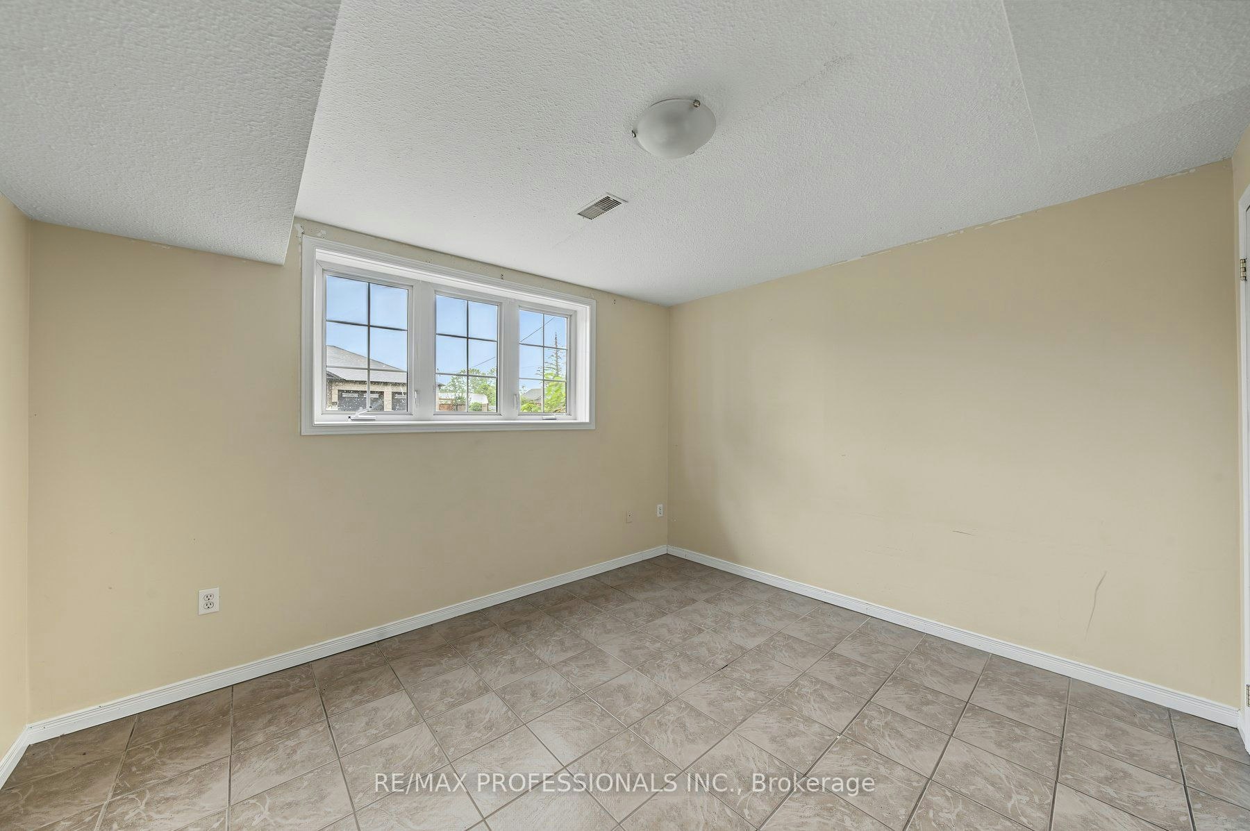 Lower-13 Waite Lane, St. Catharines, ON, L2P 3Y7 - 7