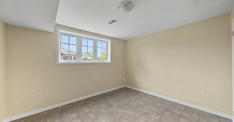 Lower-13 Waite Lane, St. Catharines, ON, L2P 3Y7 - 7