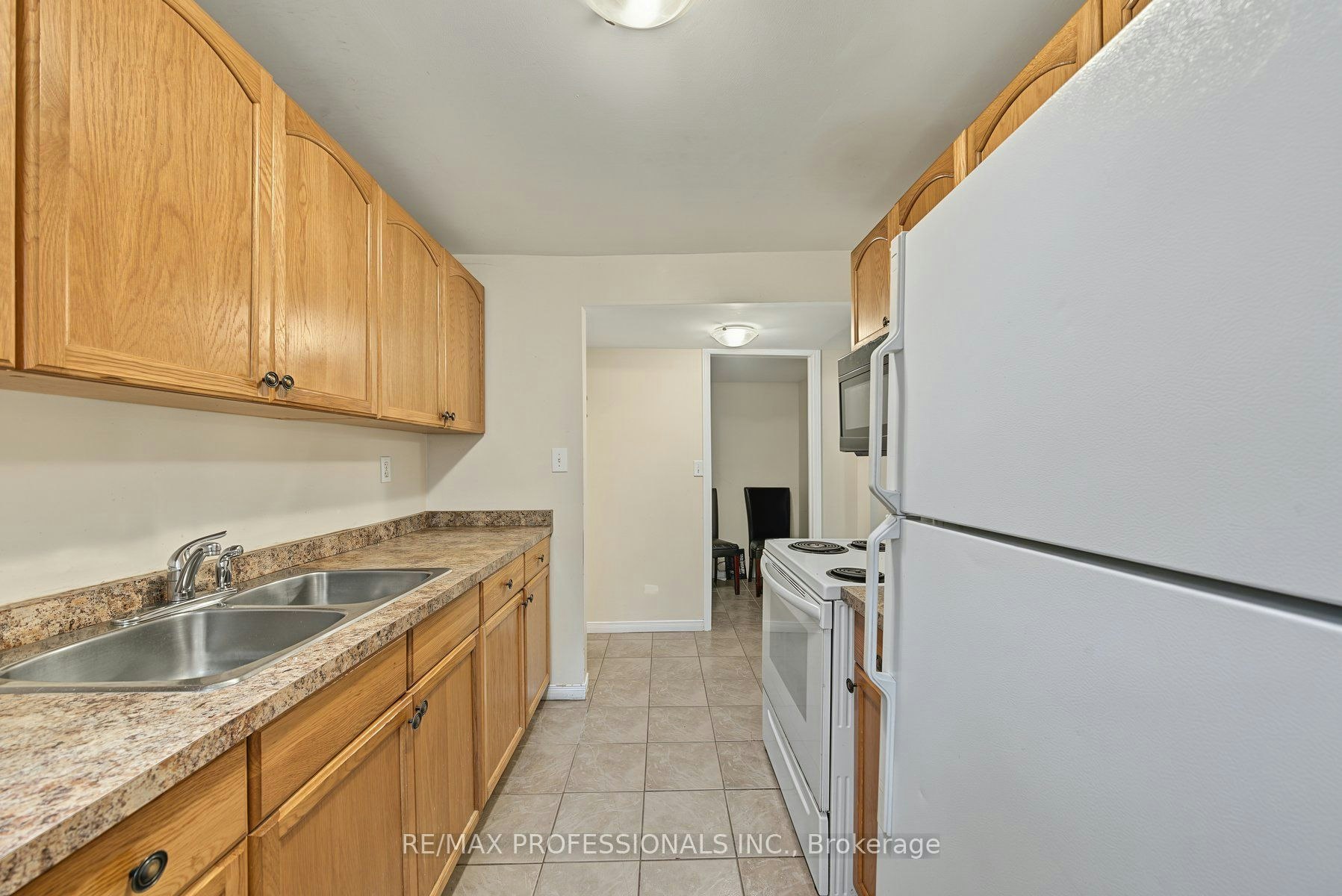 Lower-13 Waite Lane, St. Catharines, ON, L2P 3Y7 - 3