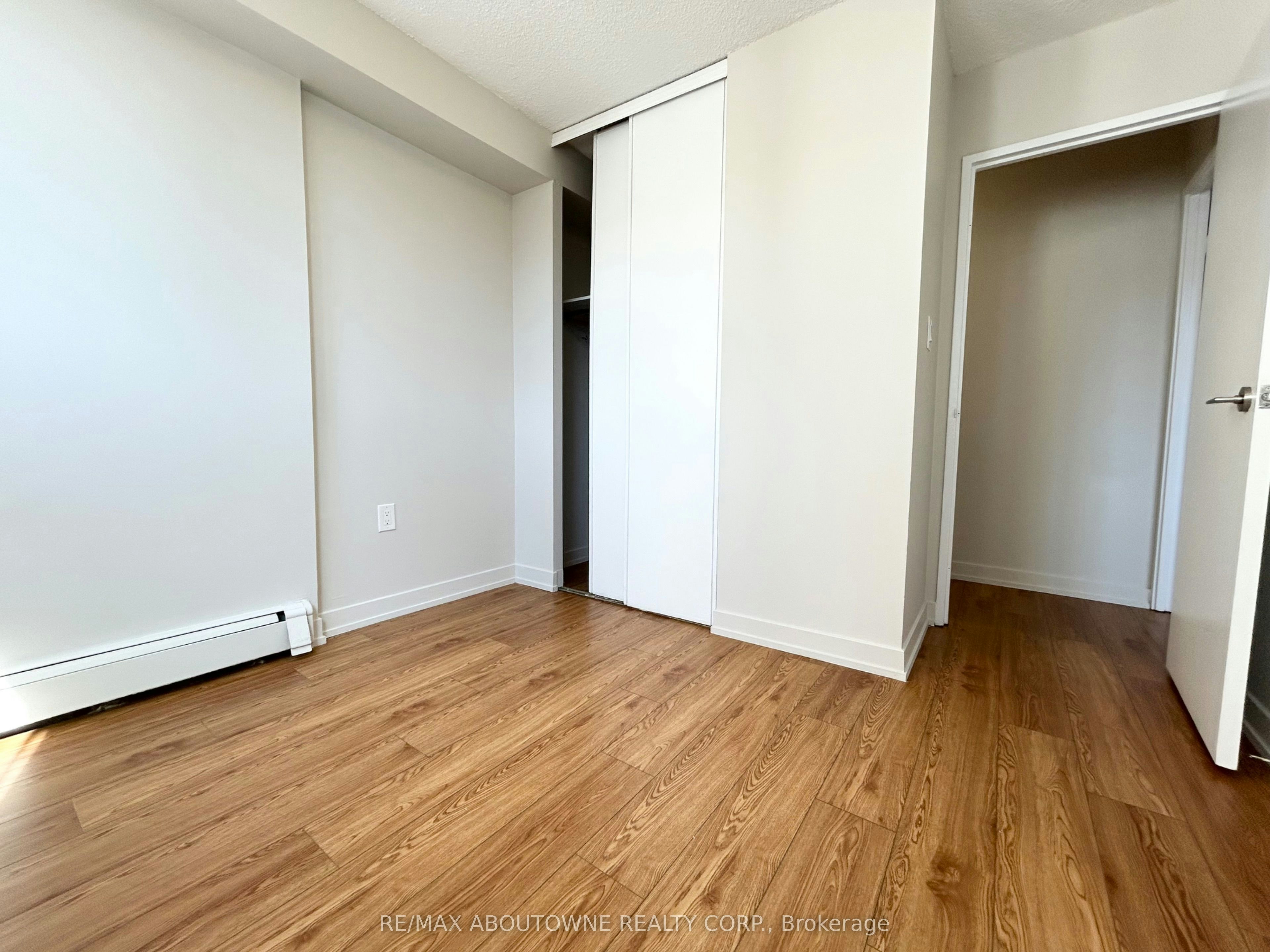 902-111 Market Street, Hamilton, ON, L8R 3K2 - 15