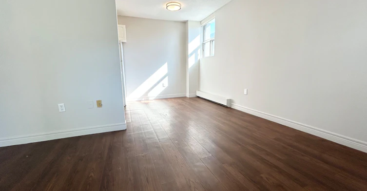 1108-111 Market Street, Hamilton, ON, L8R 3K2 - 8