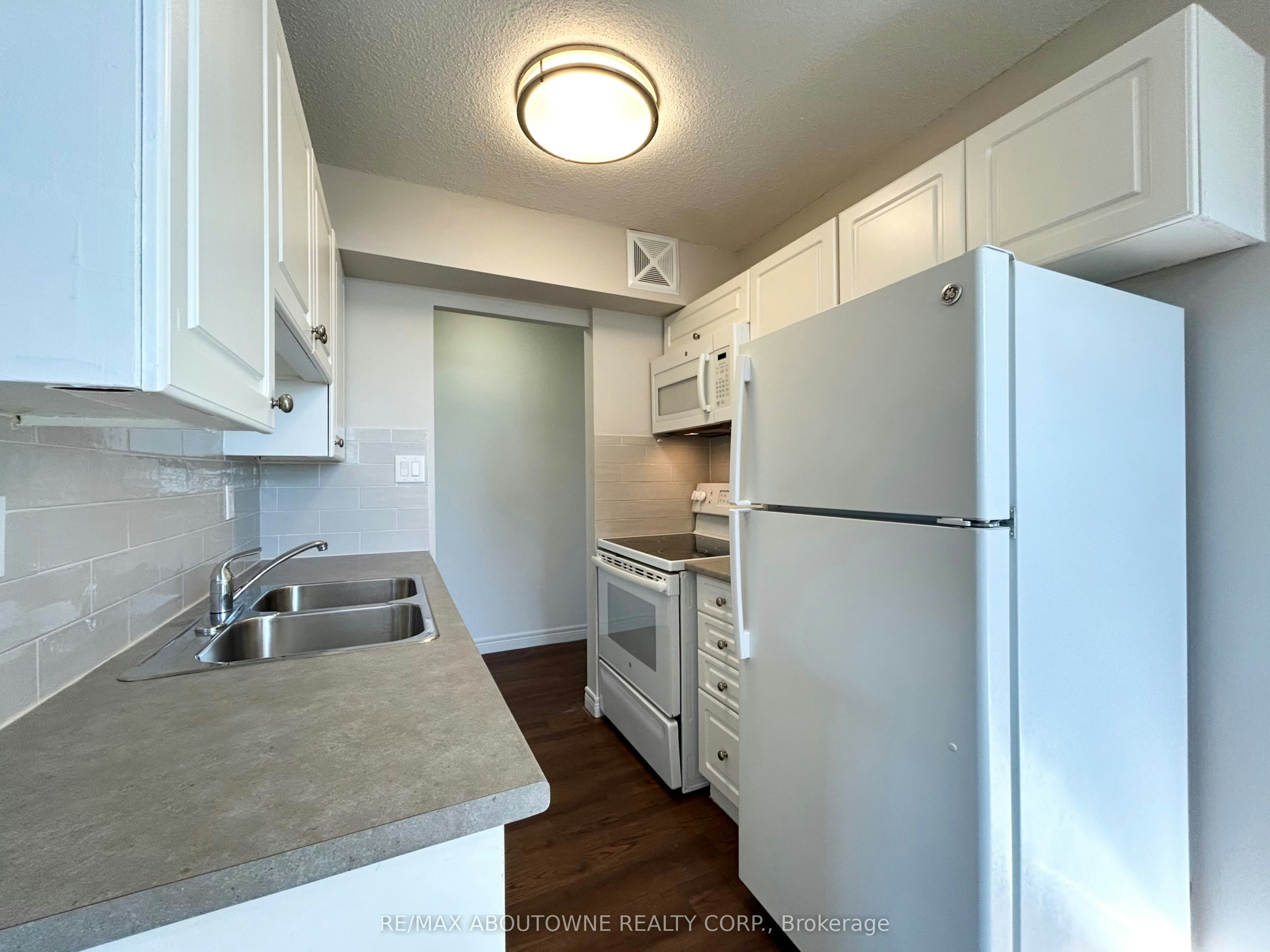 1108-111 Market Street, Hamilton, ON, L8R 3K2 - 6