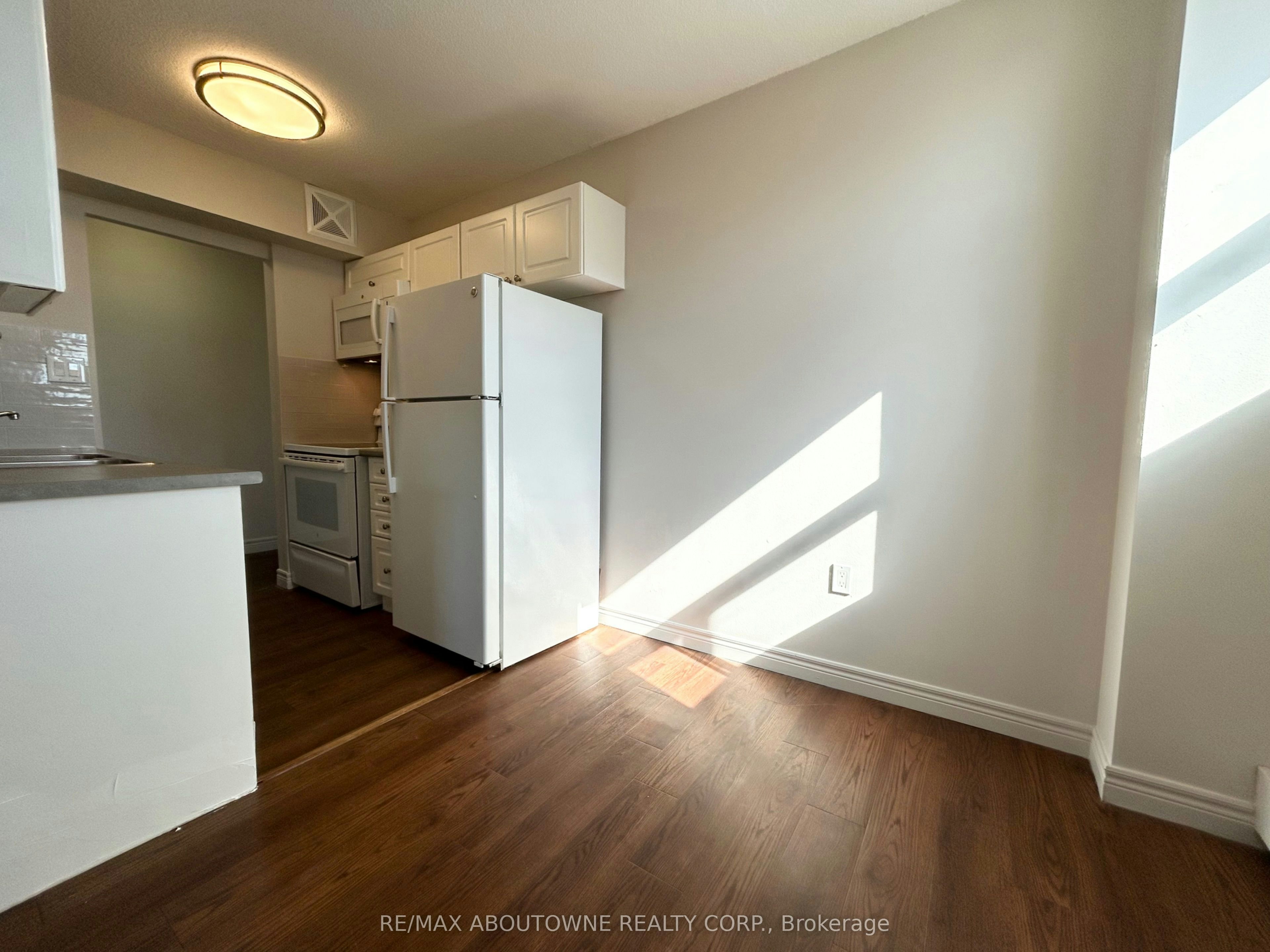 1108-111 Market Street, Hamilton, ON, L8R 3K2 - 7