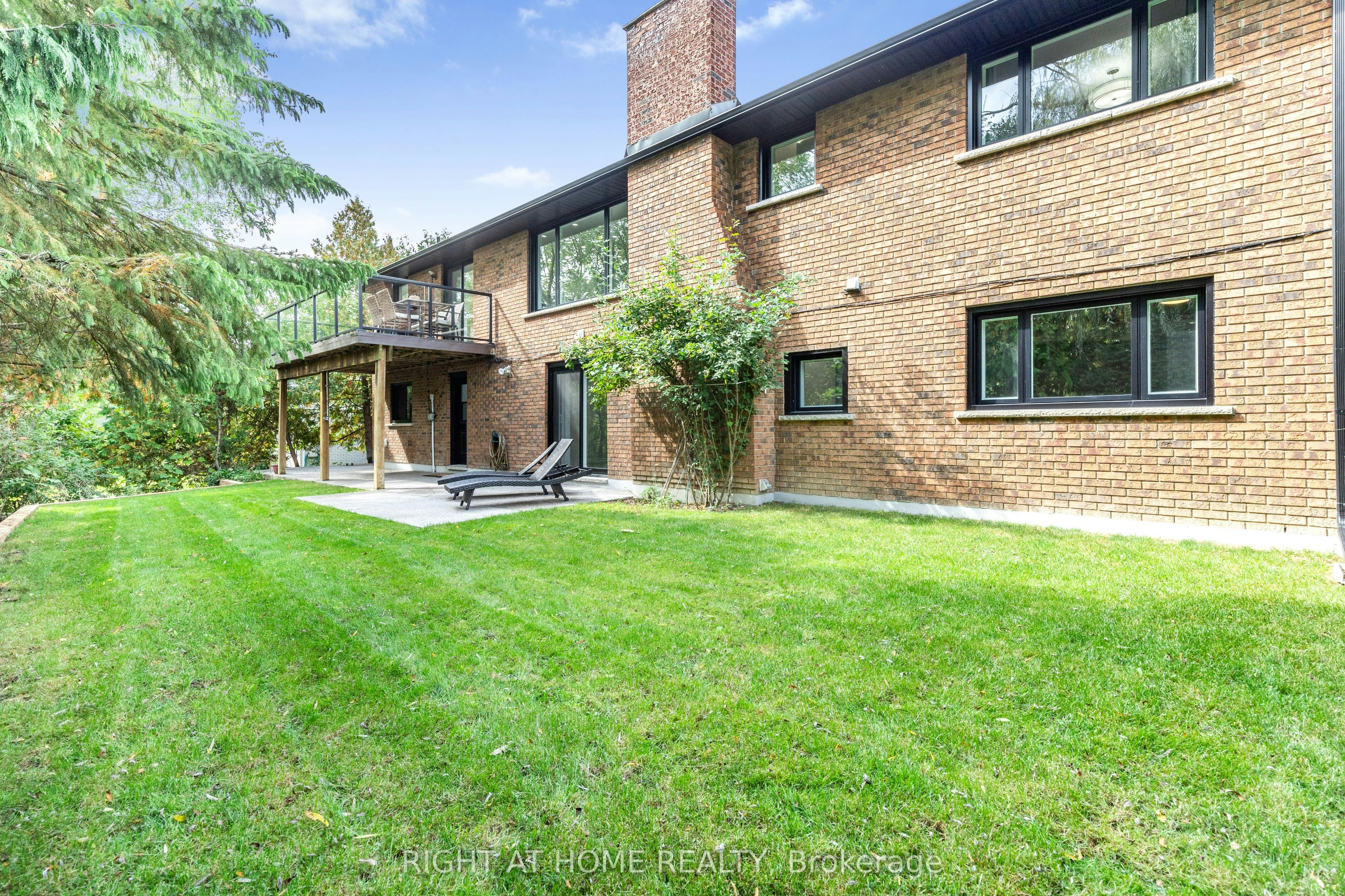 23 Riverview Boulevard, St. Catharines, ON, L2T 3L5 - 26