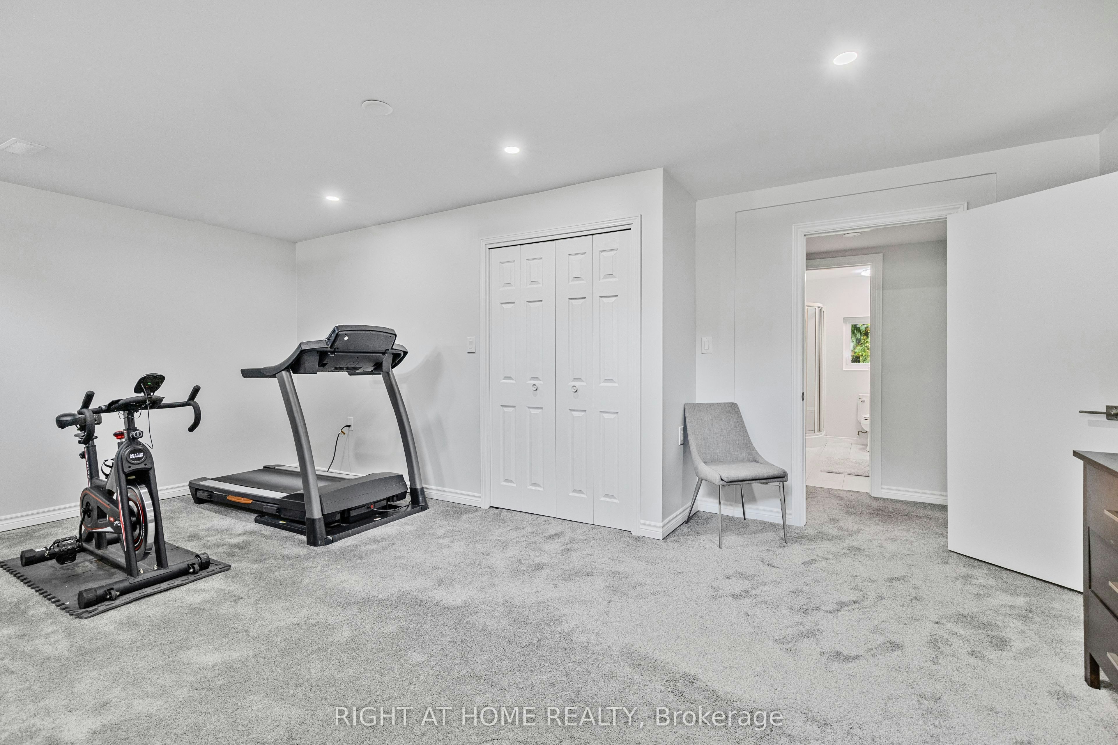 23 Riverview Boulevard, St. Catharines, ON, L2T 3L5 - 23