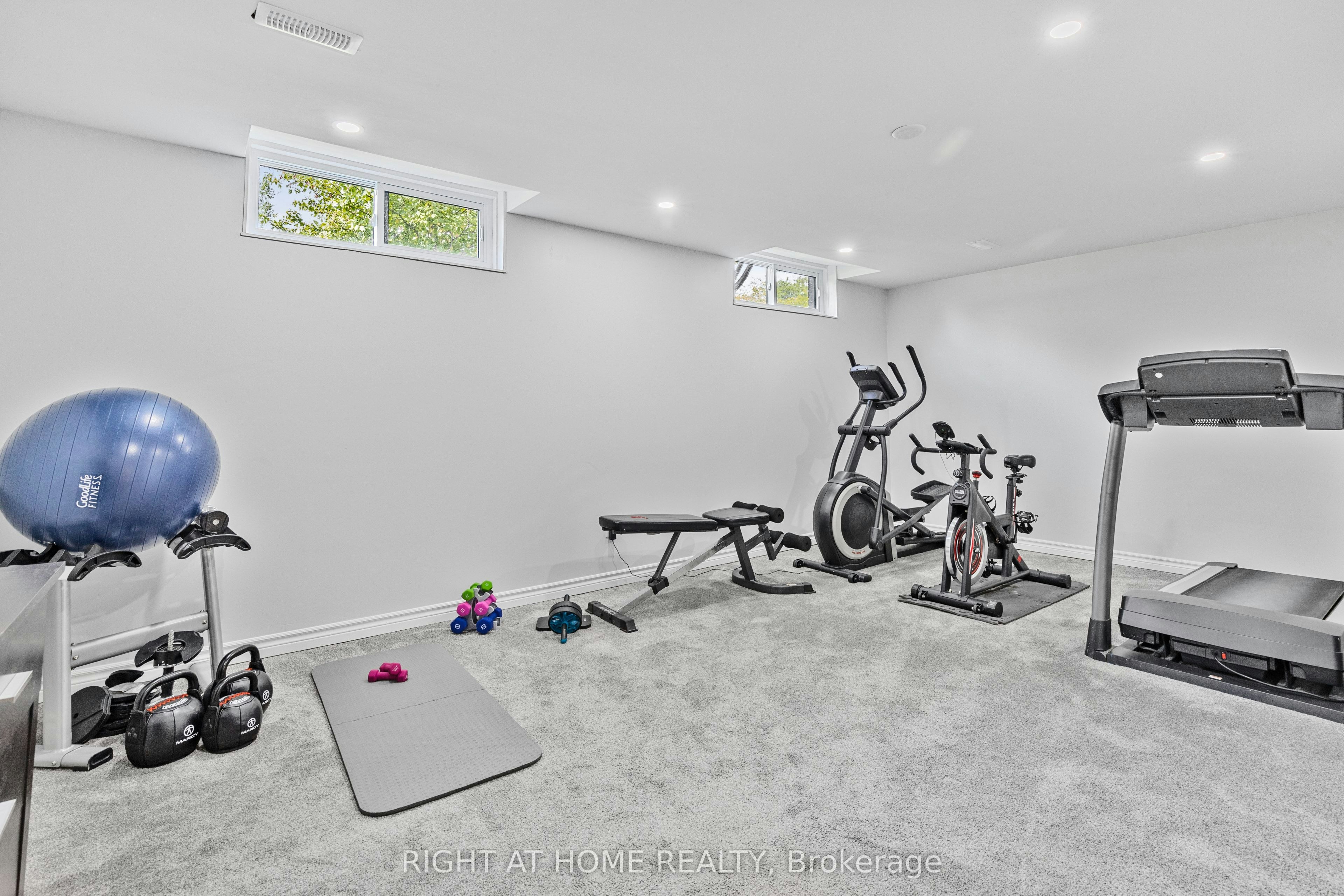 23 Riverview Boulevard, St. Catharines, ON, L2T 3L5 - 22