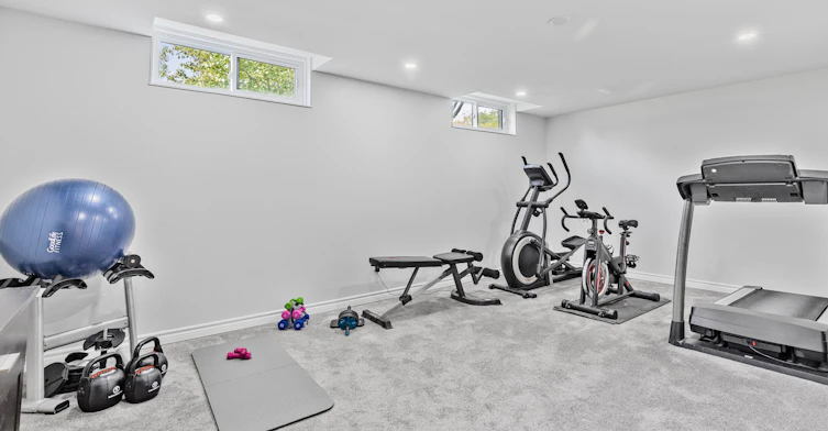 23 Riverview Boulevard, St. Catharines, ON, L2T 3L5 - 22