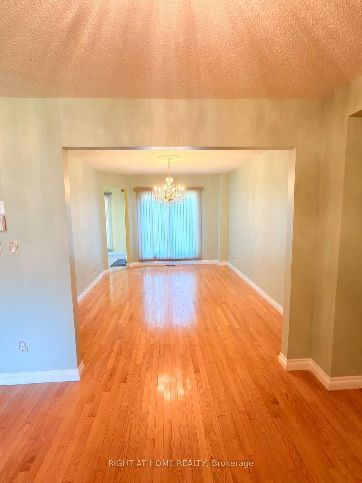 508 Farnham Court, Kingston, ON, K7M 8Y1 - 7