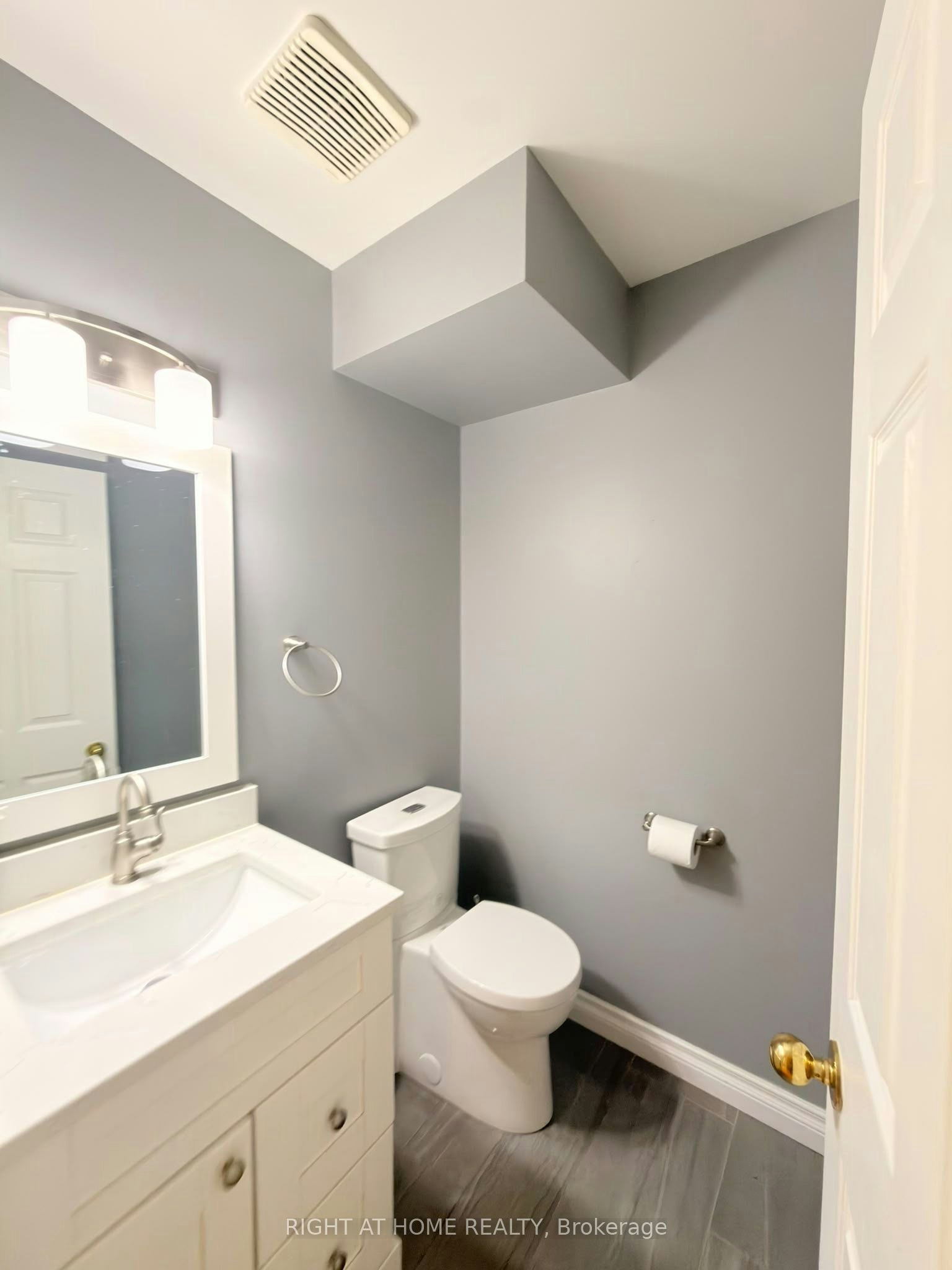 508 Farnham Court, Kingston, ON, K7M 8Y1 - 9
