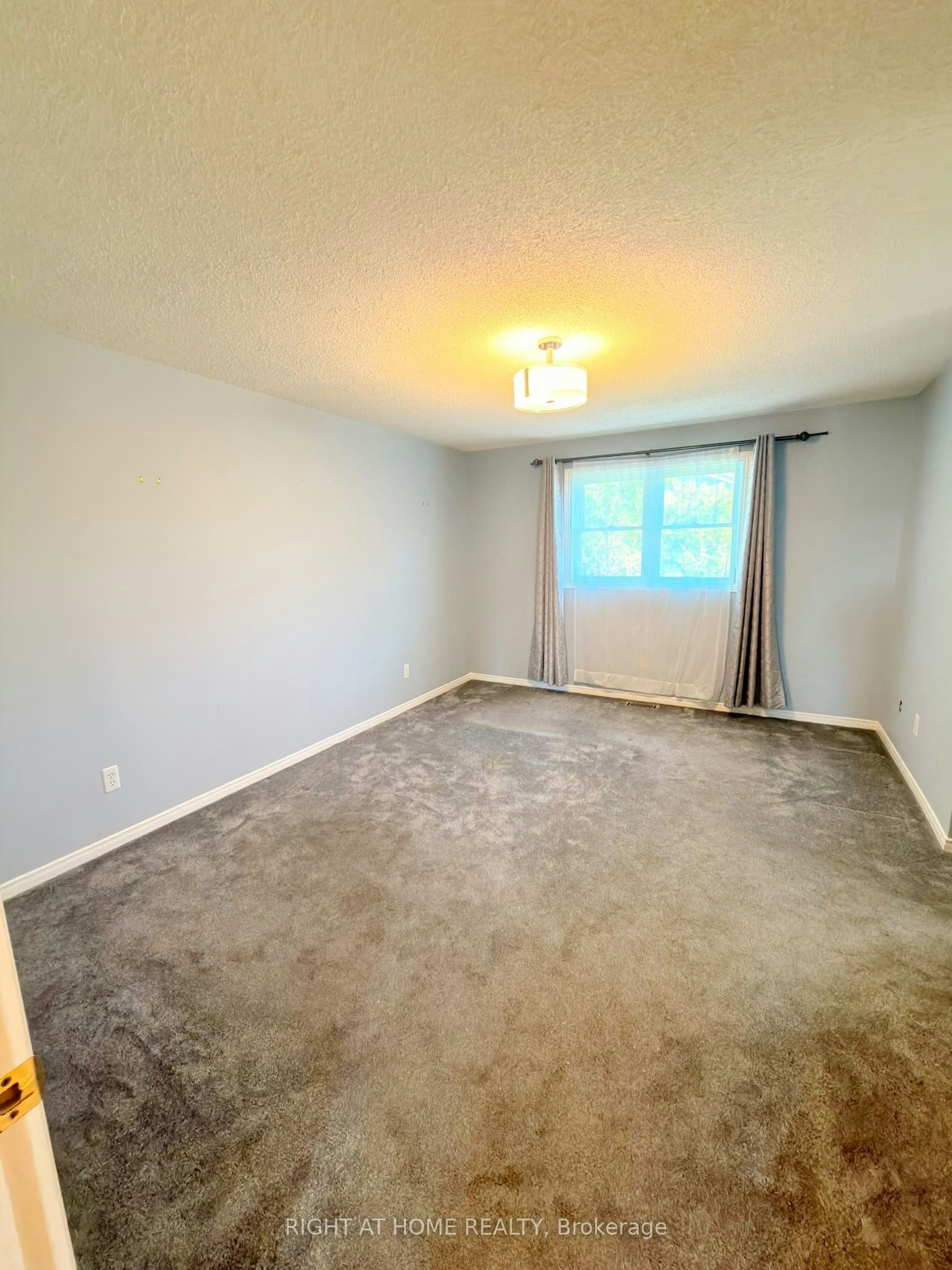 508 Farnham Court, Kingston, ON, K7M 8Y1 - 14