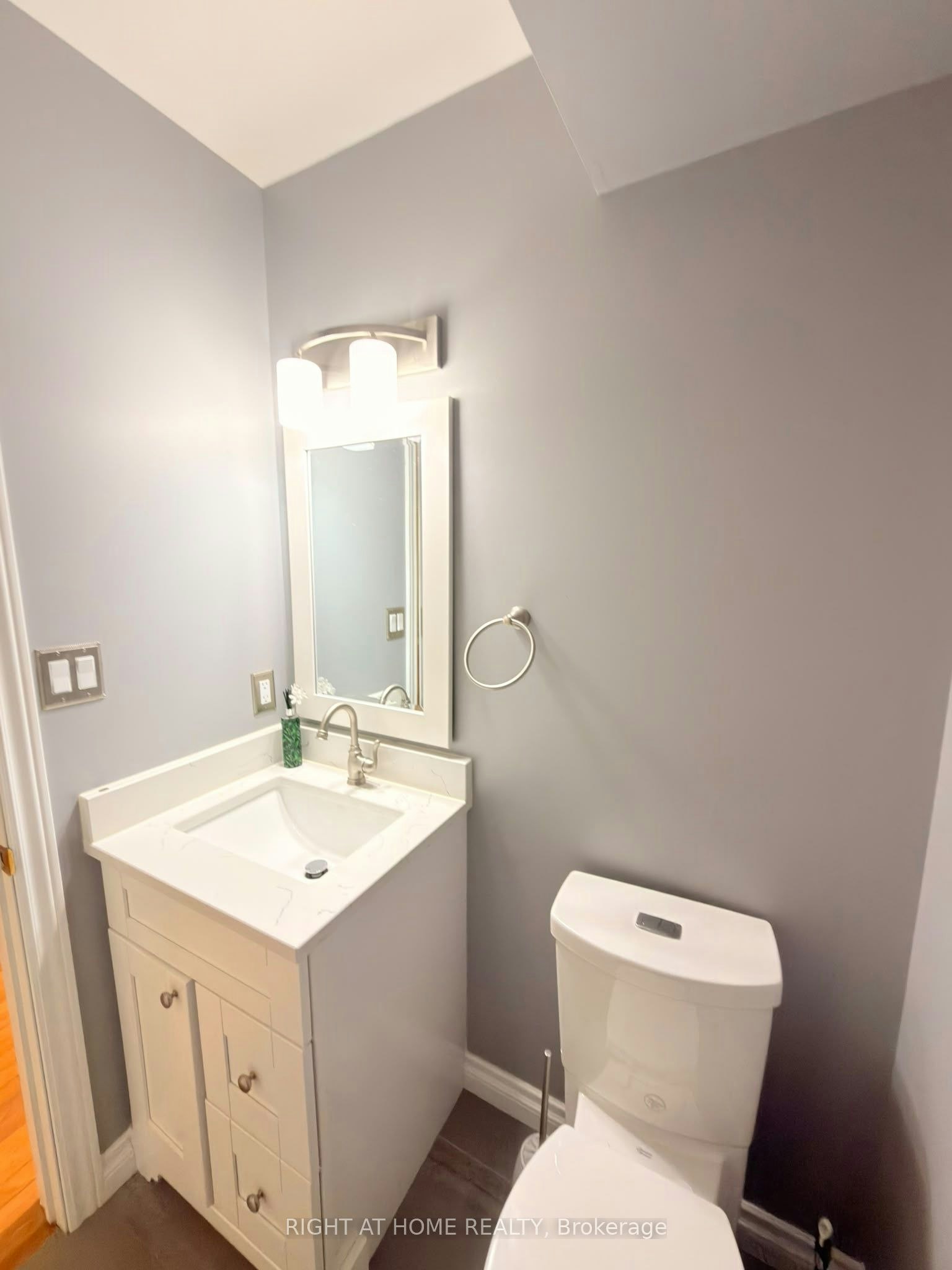 508 Farnham Court, Kingston, ON, K7M 8Y1 - 8