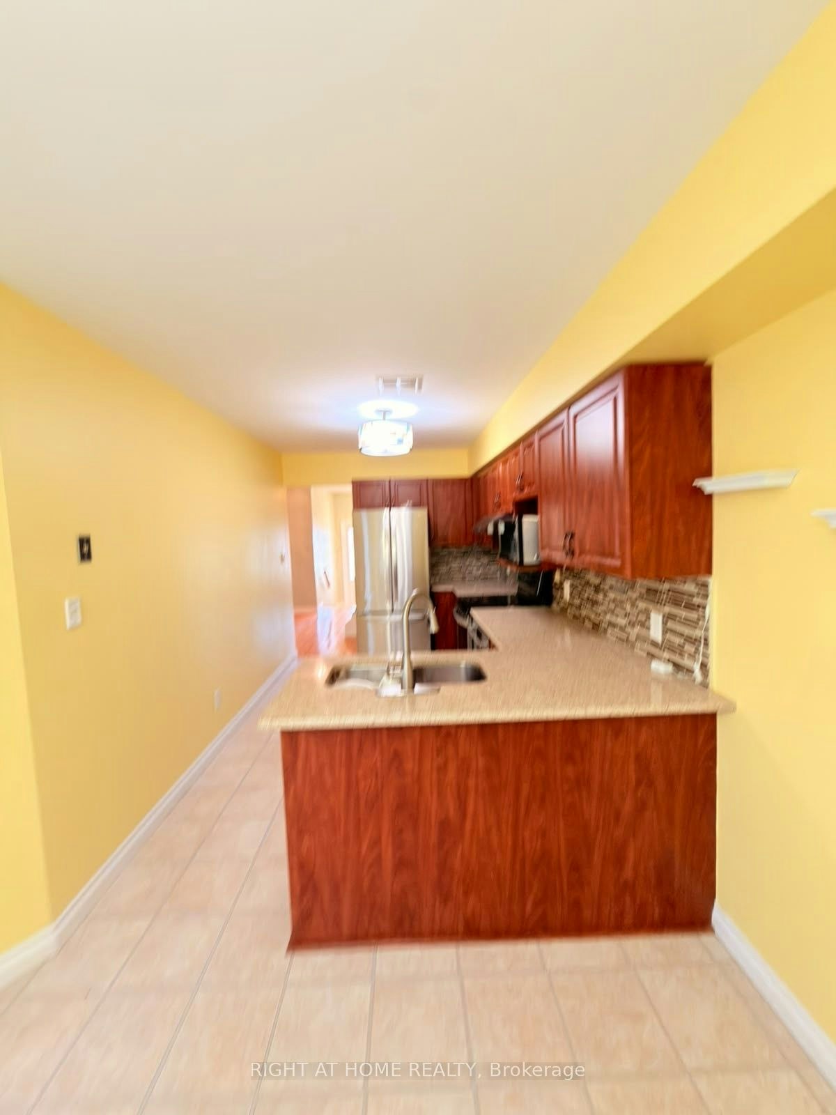 508 Farnham Court, Kingston, ON, K7M 8Y1 - 3