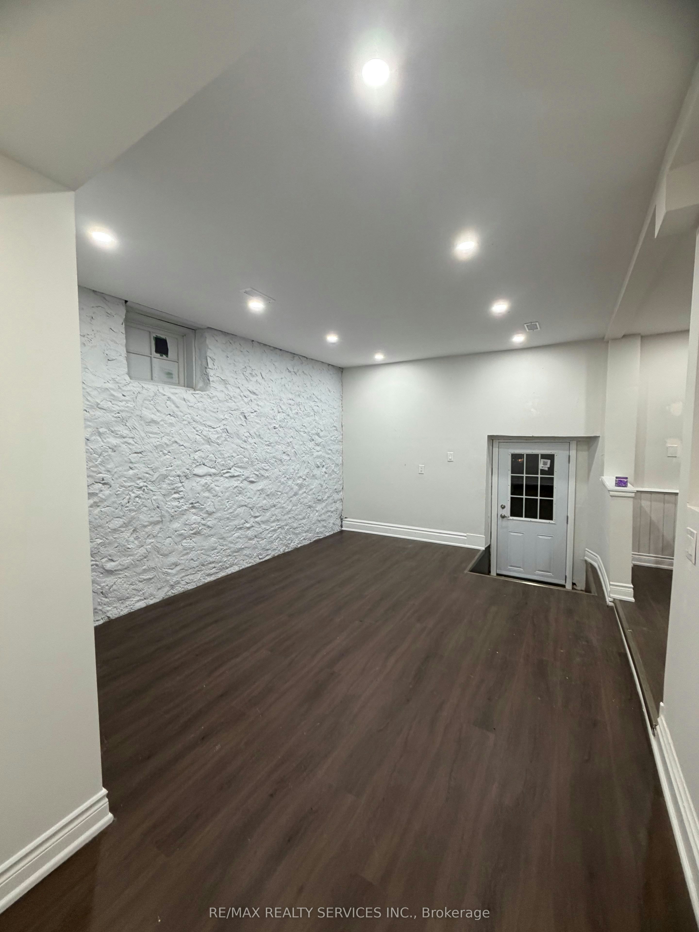 Unit B-8918 Wellington 124 Road, Erin, ON, N1H 6H7 - 7