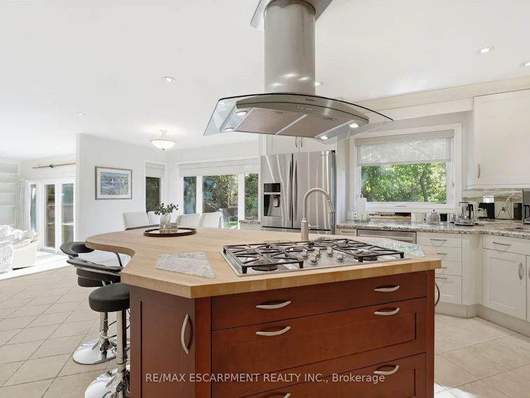 77 Flanders Drive, Hamilton, ON, L8B 0G6 - 10