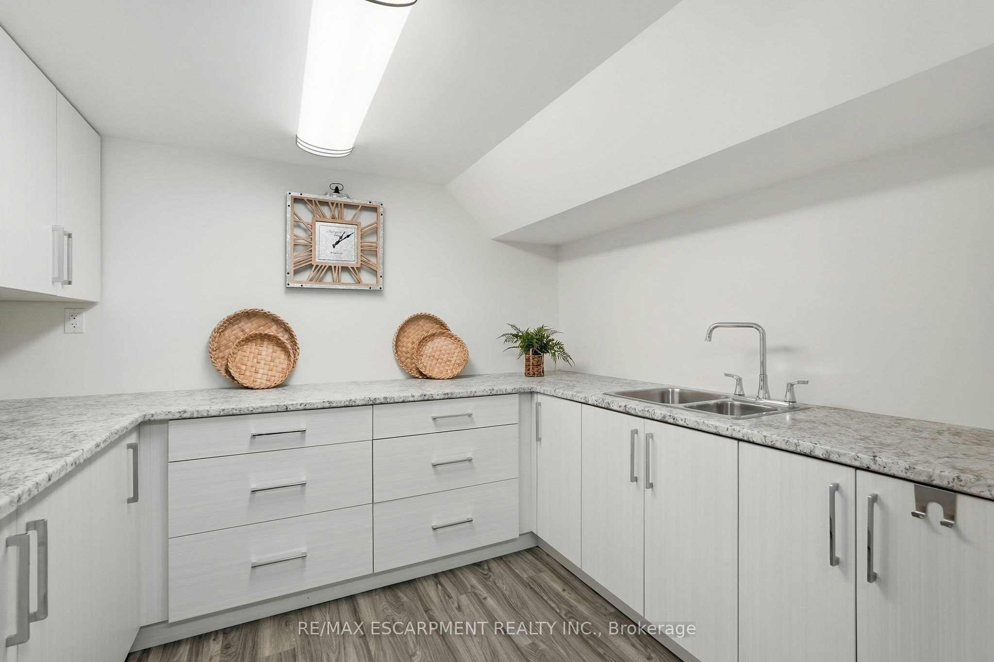 77 Flanders Drive, Hamilton, ON, L8B 0G6 - 31