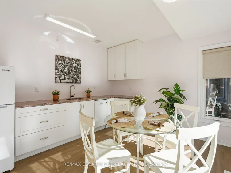 77 Flanders Drive, Hamilton, ON, L8B 0G6 - 36