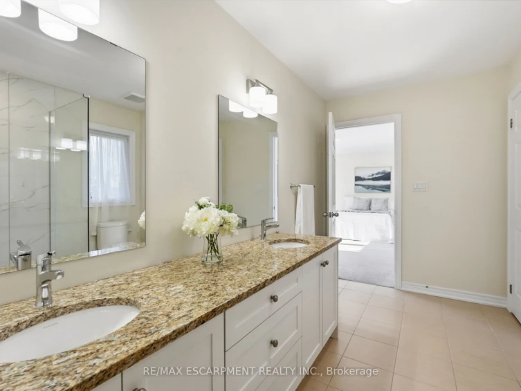 77 Flanders Drive, Hamilton, ON, L8B 0G6 - 42