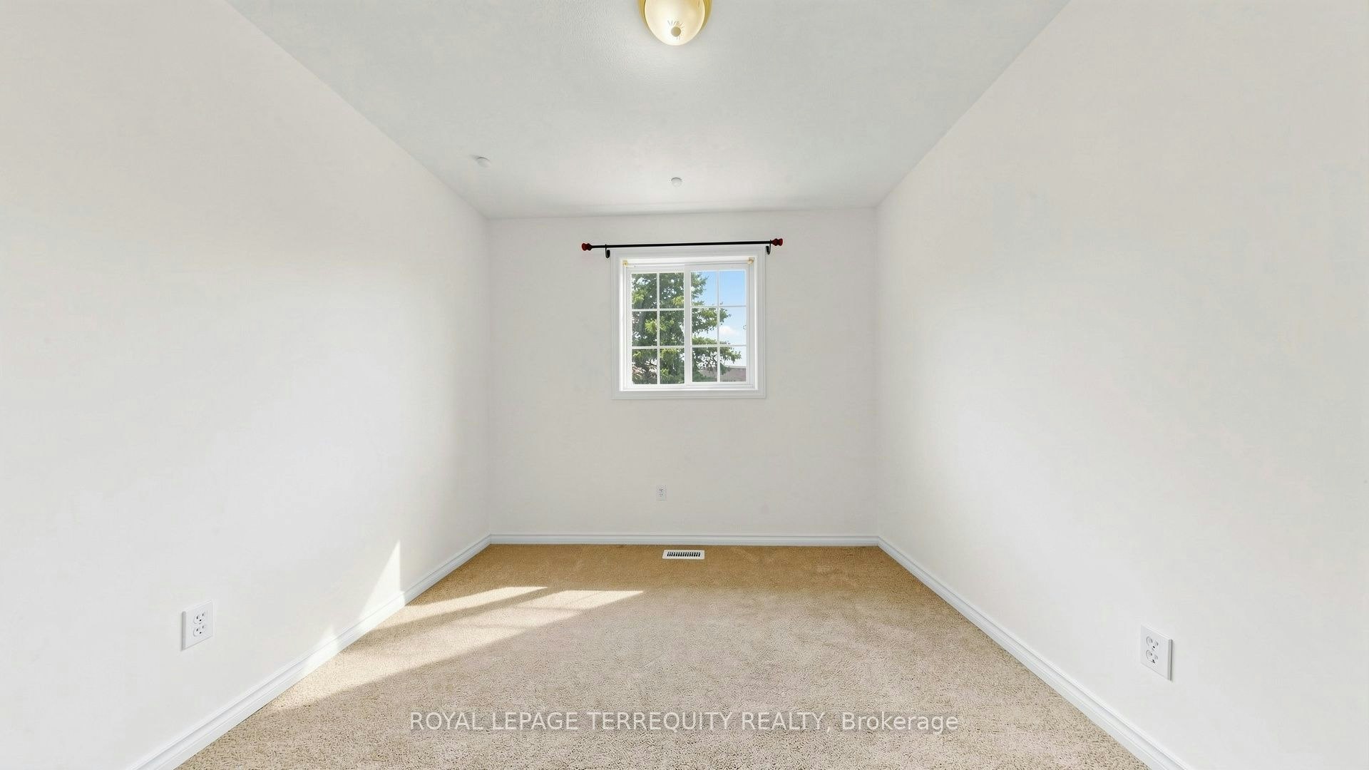 2-700 Champlain Boulevard, Cambridge, ON, N1R 8K1 - 29