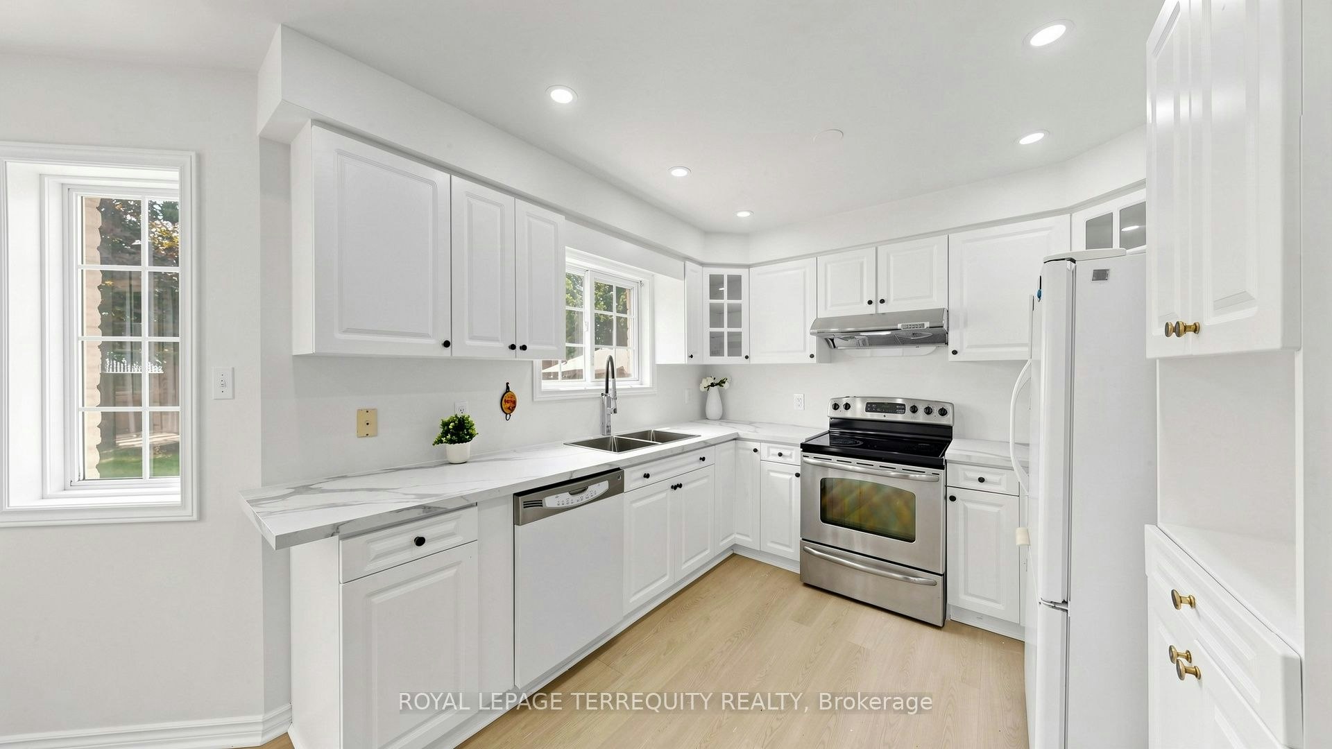 2-700 Champlain Boulevard, Cambridge, ON, N1R 8K1 - 9
