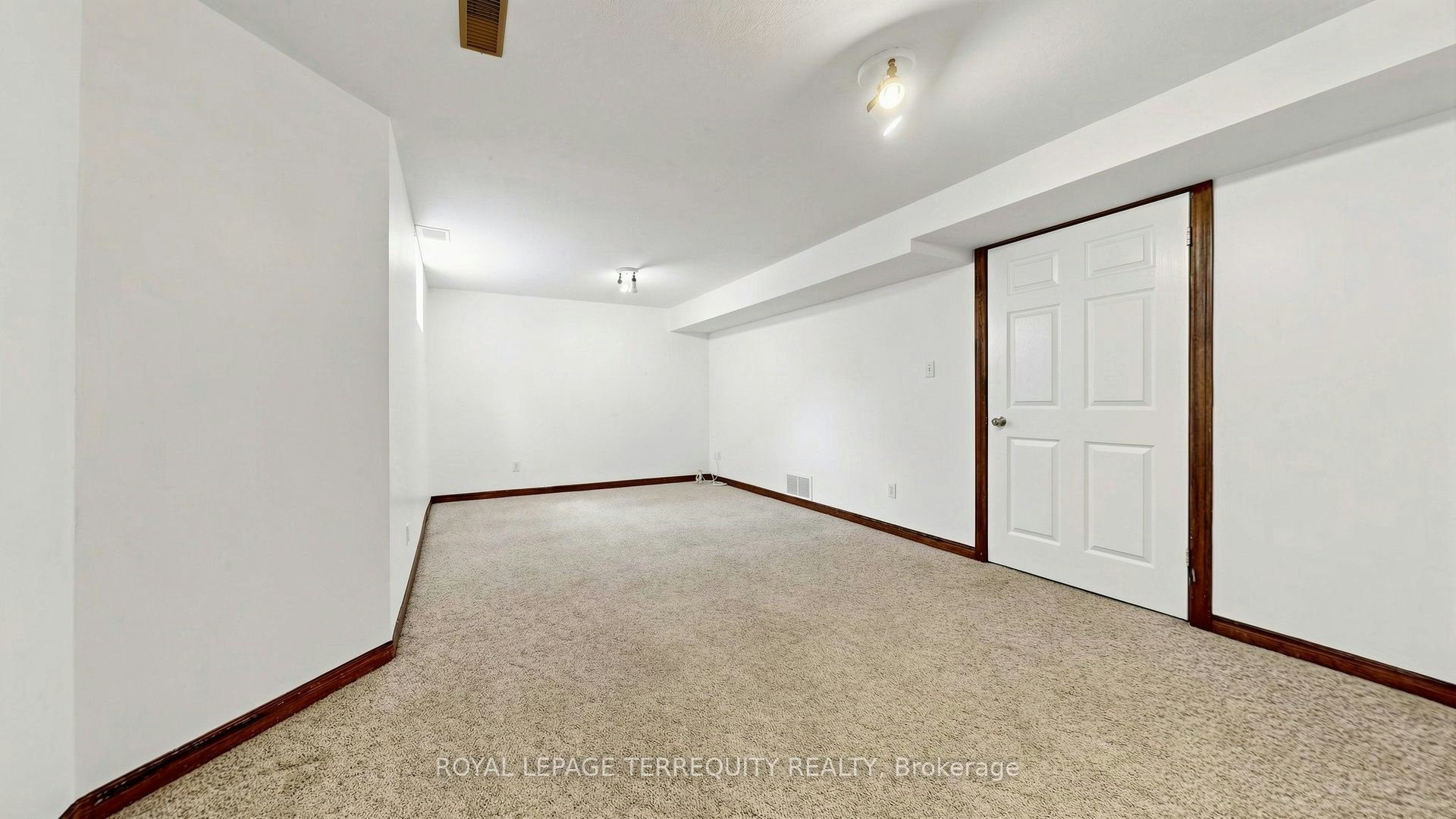2-700 Champlain Boulevard, Cambridge, ON, N1R 8K1 - 38