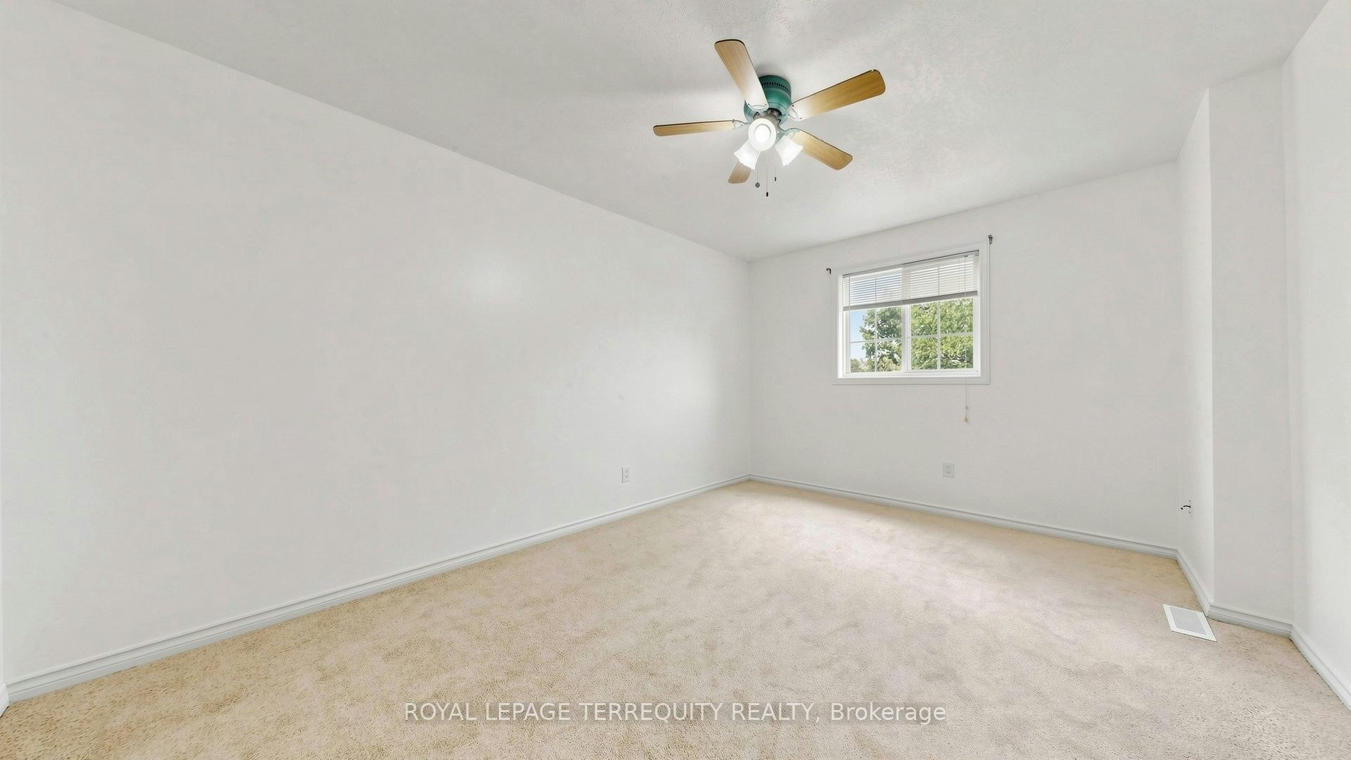 2-700 Champlain Boulevard, Cambridge, ON, N1R 8K1 - 22