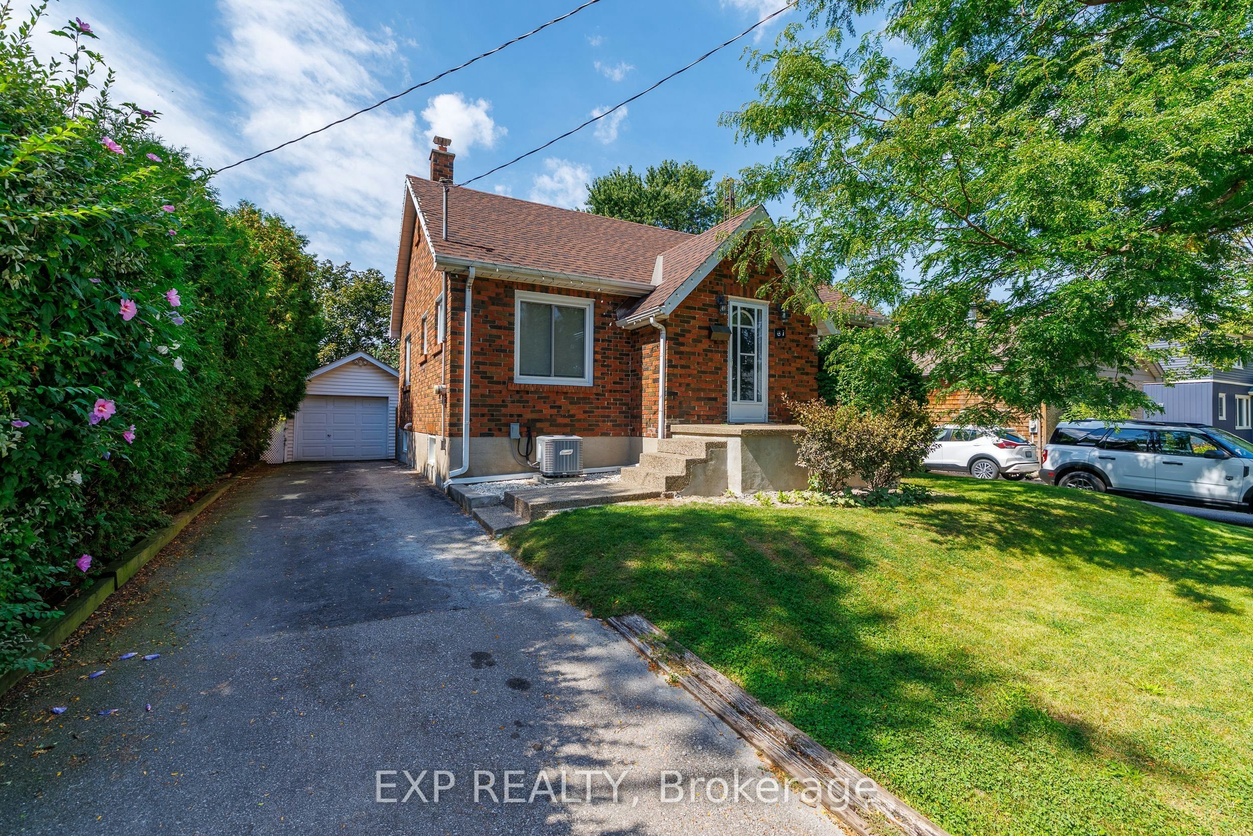 61 Marmora Street, St. Catharines, ON, L2P 3C2