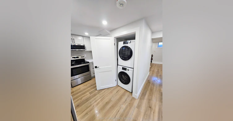 47 Eastvale Place, Hamilton, ON, L8H 1N9 - 8