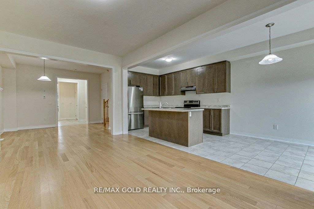 120 Huntingford Trail, Woodstock, ON, N4T 0M3 - 7
