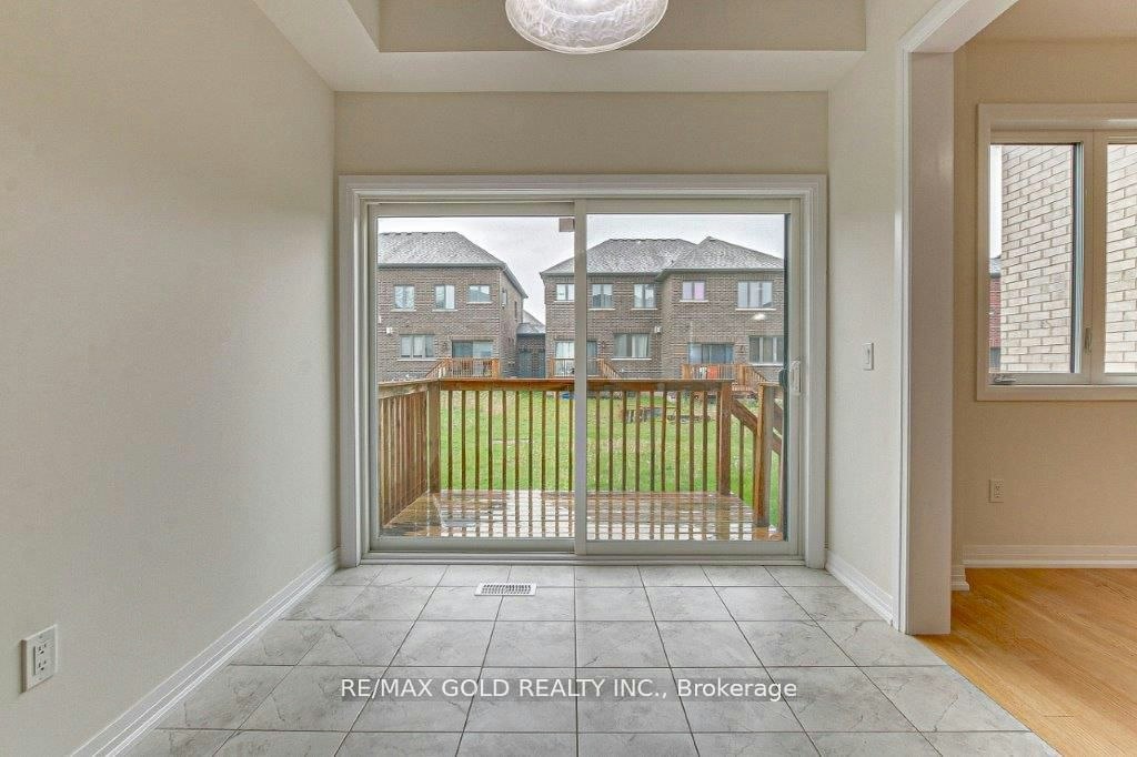 120 Huntingford Trail, Woodstock, ON, N4T 0M3 - 6