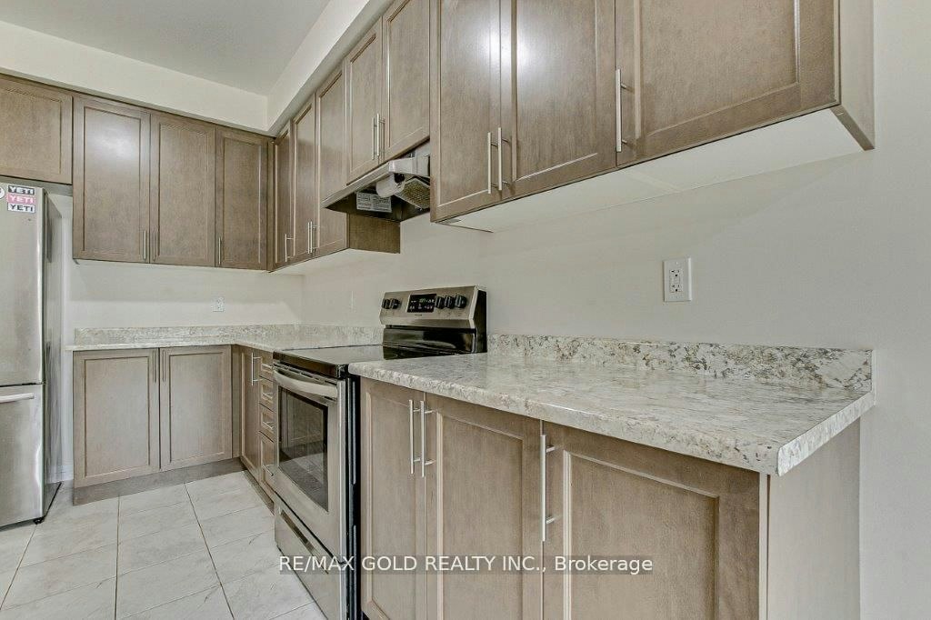 120 Huntingford Trail, Woodstock, ON, N4T 0M3 - 8