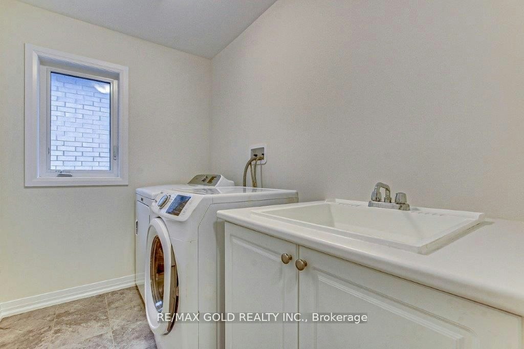 120 Huntingford Trail, Woodstock, ON, N4T 0M3 - 14