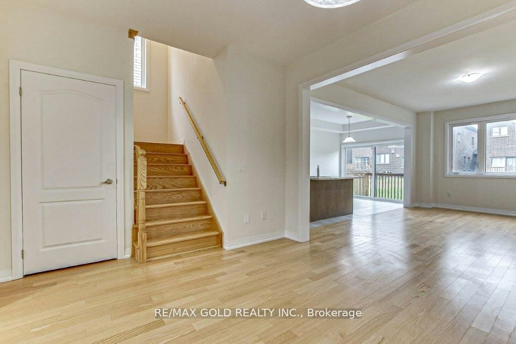 120 Huntingford Trail, Woodstock, ON, N4T 0M3 - 4