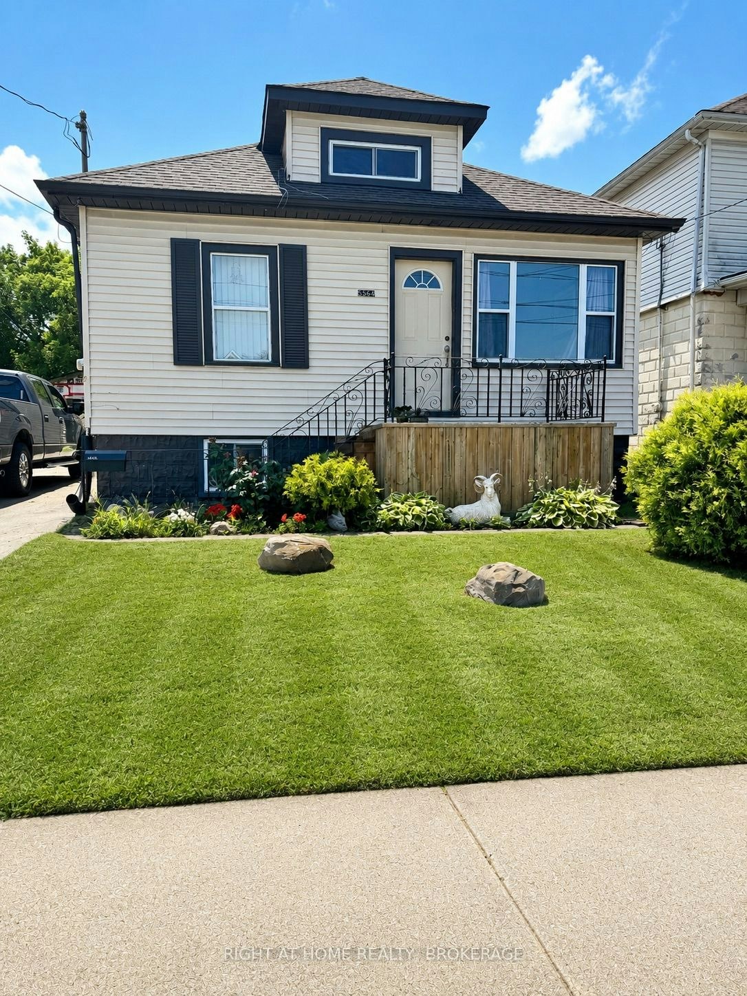 5564 Fraser Street, Niagara Falls, ON, L2E 3C9