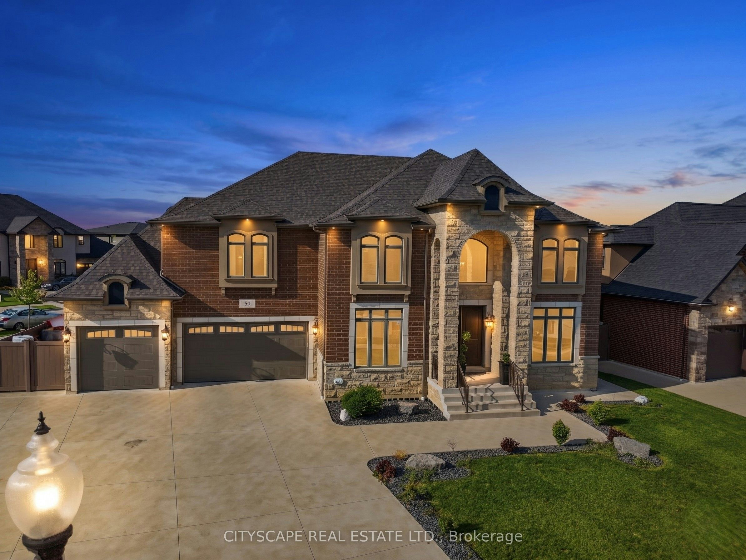 30 Augustus Court, Lasalle, ON, N9H 0G6