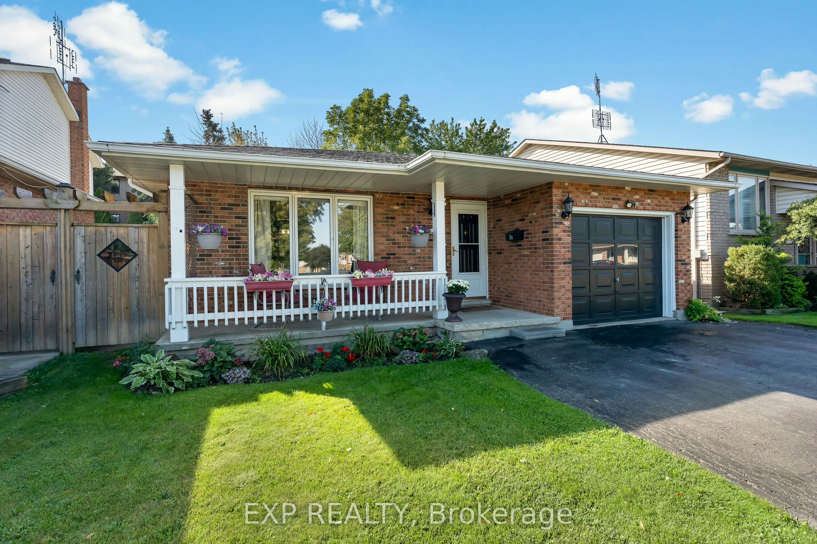 124 St Augustine Drive, St. Catharines, ON, L2P 3W9