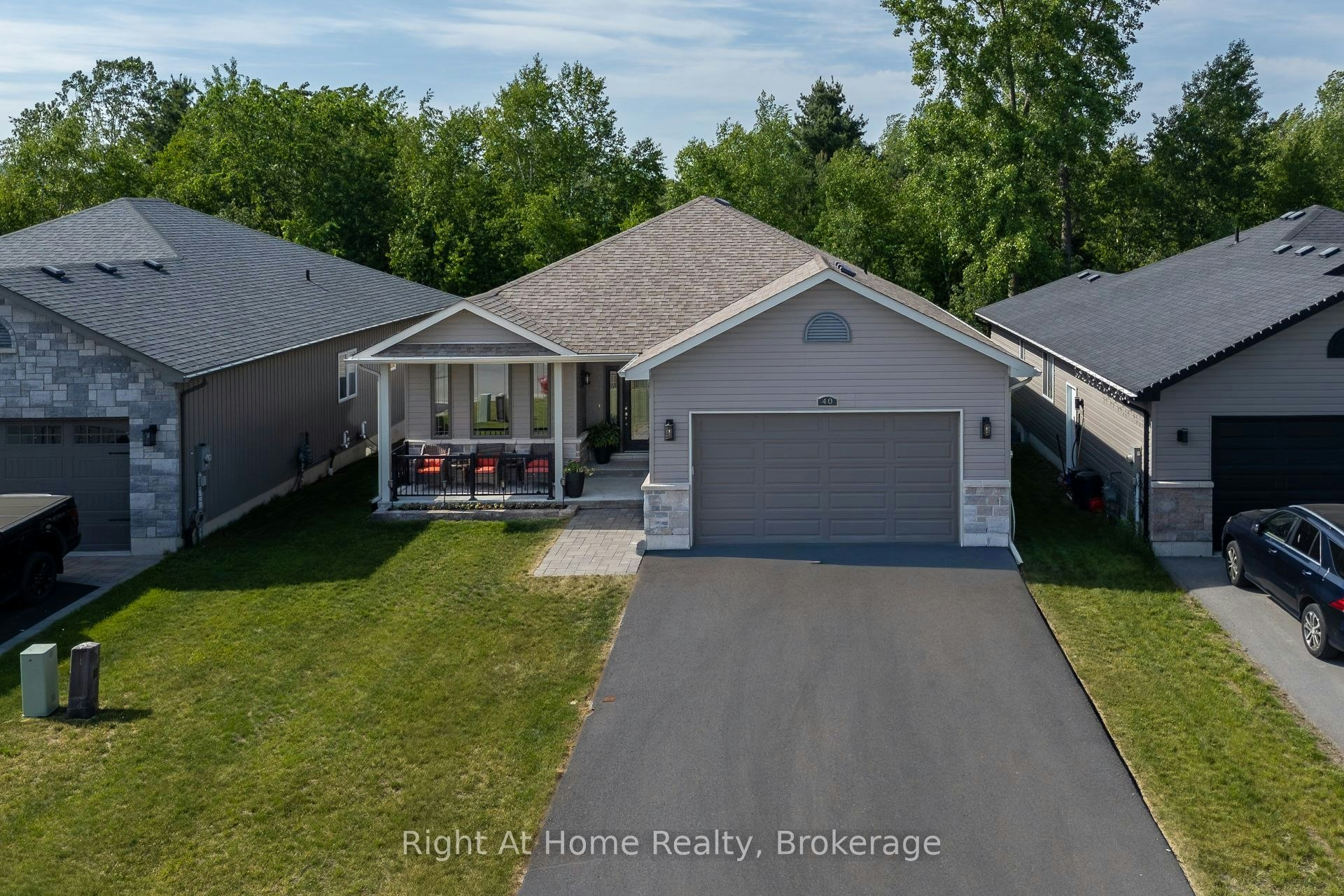 40 Birchmount Street, Quinte West, ON, K8V 0C6