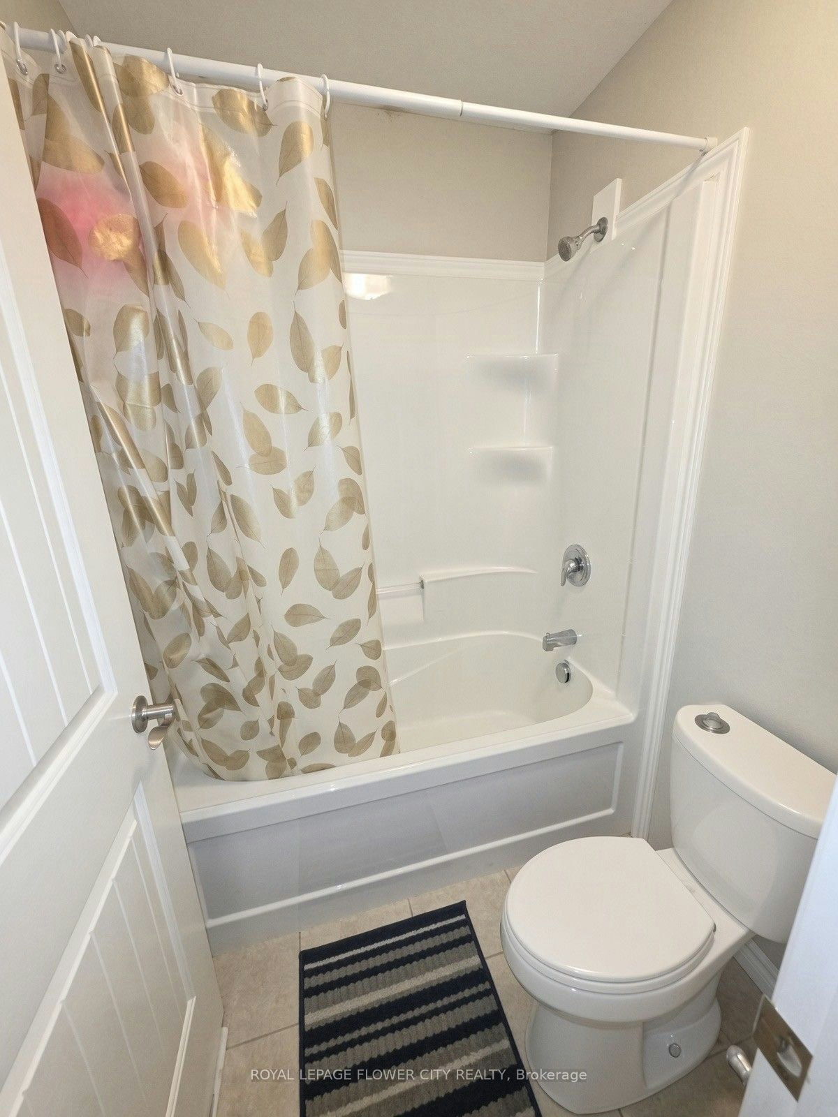 Upper level-412 Sophia Crescent, London, ON, N6G 0T4 - 12