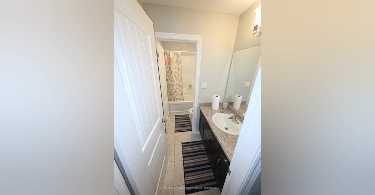 Upper level-412 Sophia Crescent, London, ON, N6G 0T4 - 13