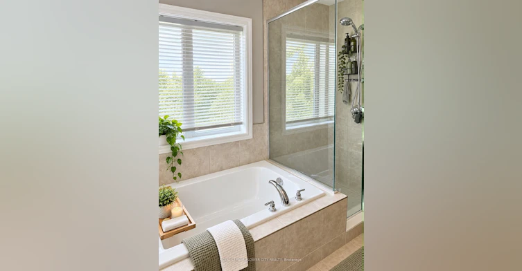 Upper level-412 Sophia Crescent, London, ON, N6G 0T4 - 10