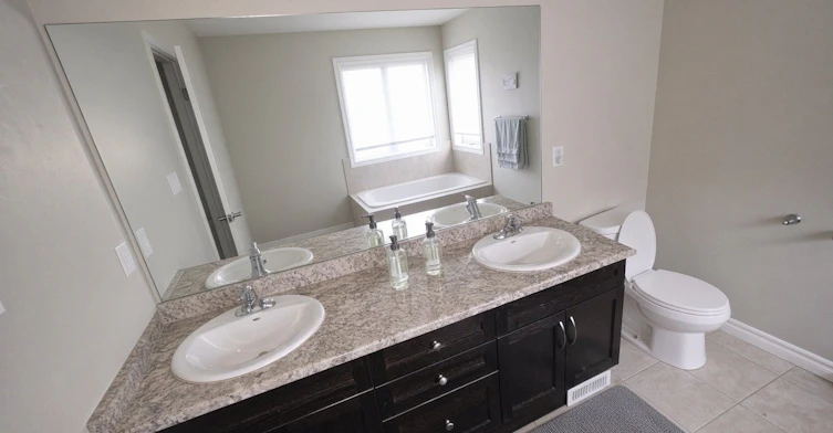 Upper level-412 Sophia Crescent, London, ON, N6G 0T4 - 14