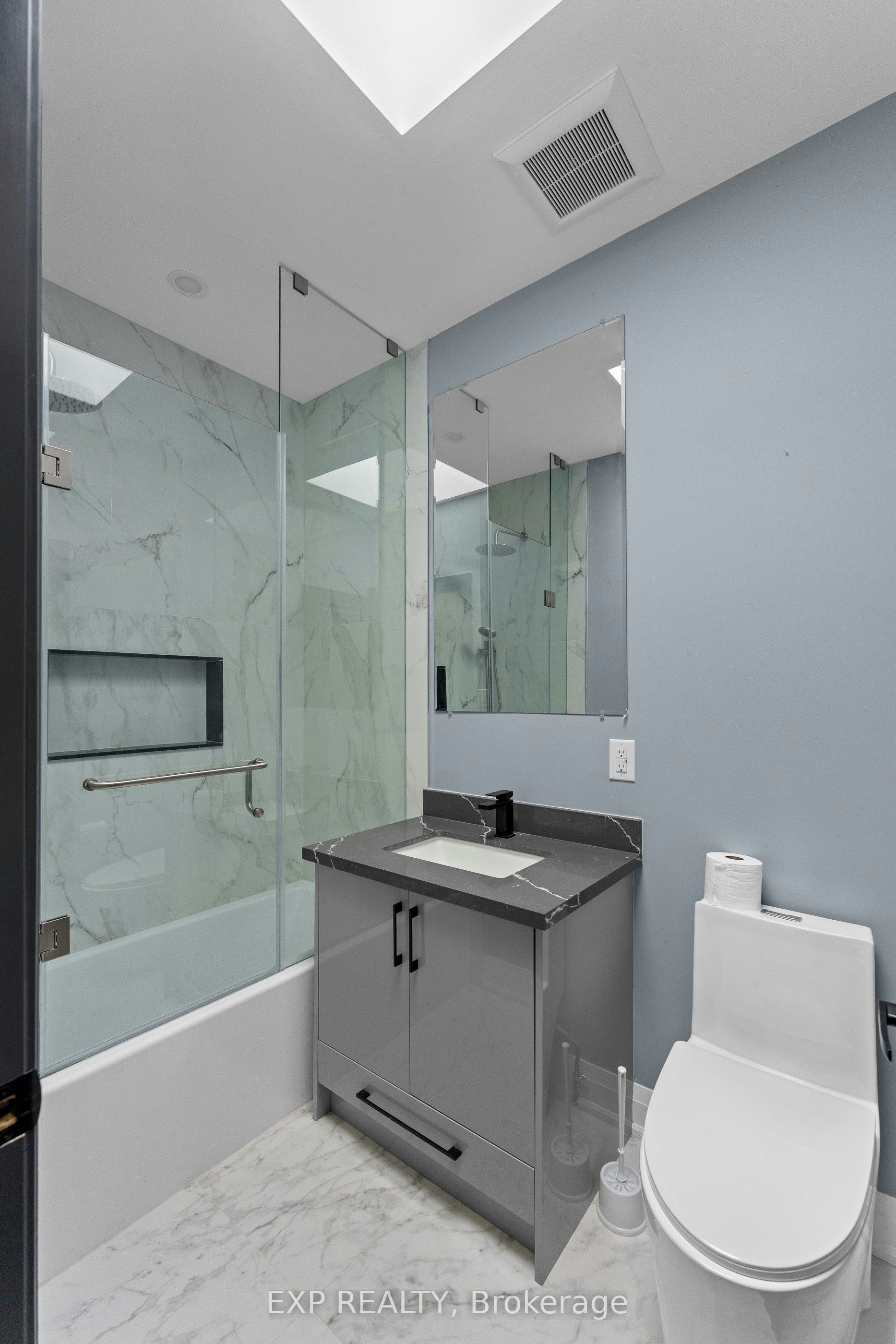 1-5850 Ferry Street, Niagara Falls, ON, L2G 1S9 - 12
