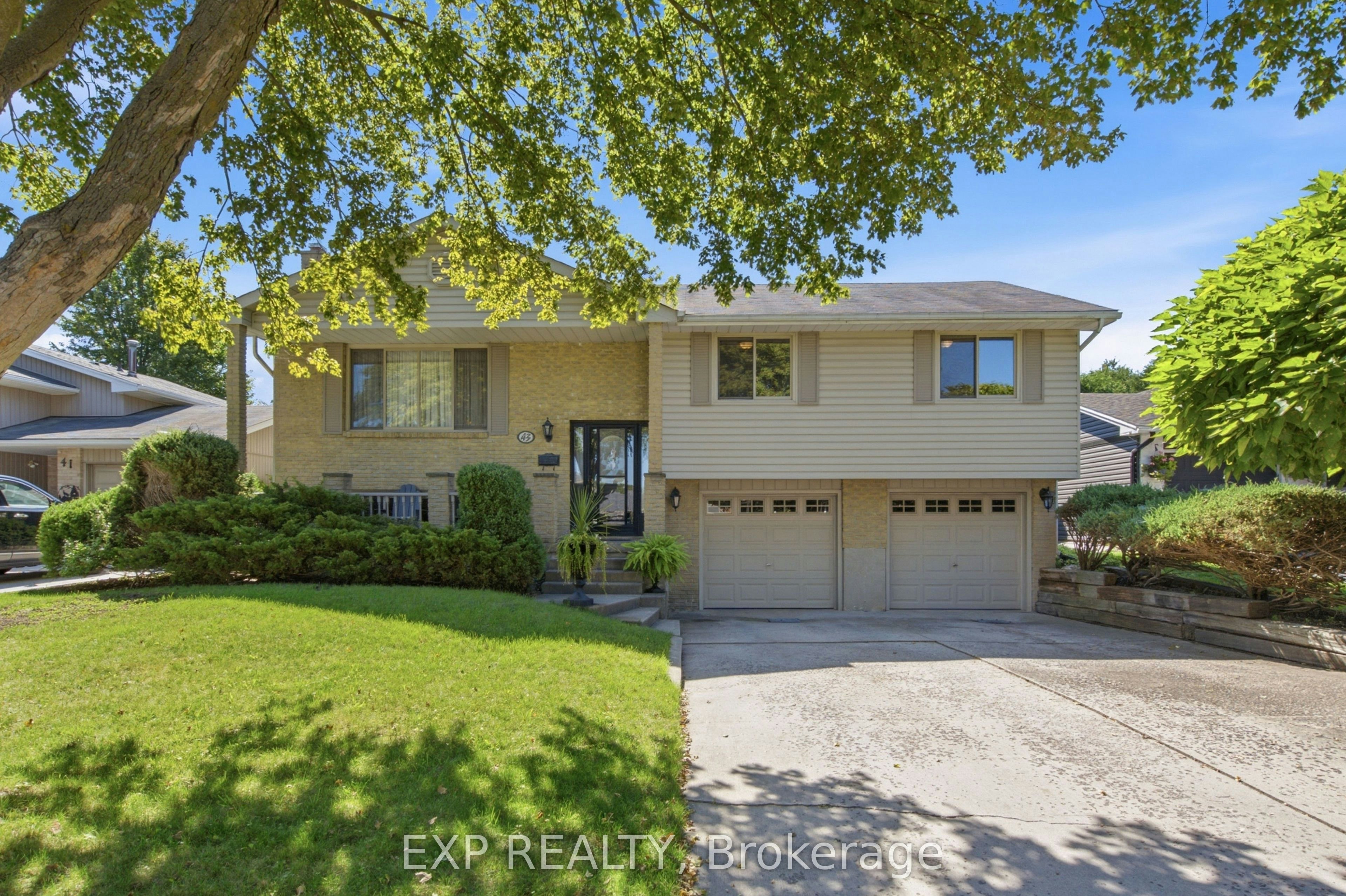 43 Tumbleweed Crescent, London, ON, N6E 2N5